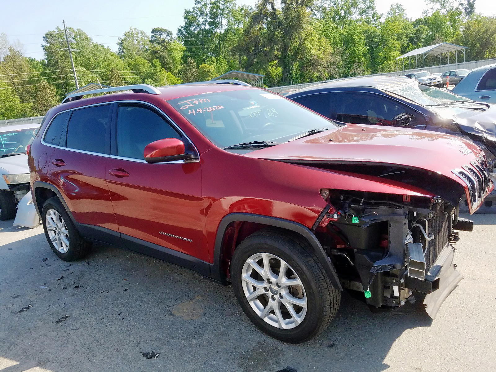 JEEP CHEROKEE L 2014 with VIN 1C4PJLCB2EW116380 - Photo from auction
