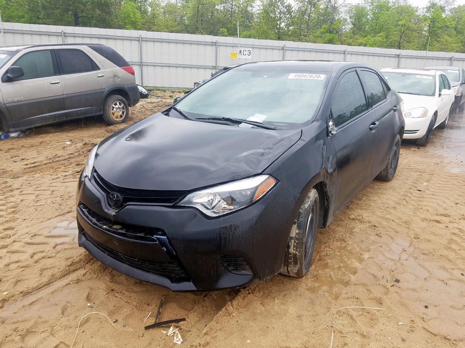 Photo 2 from auction – 2016 TOYOTA COROLLA L with VIN 5YFBURHE0GP486312