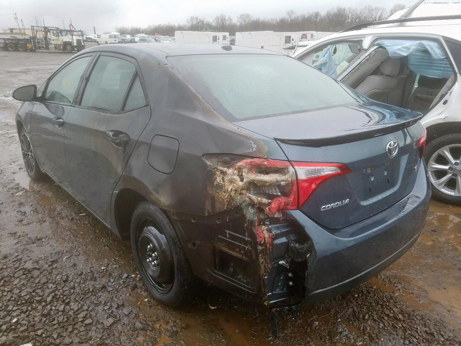 Photo 3 from auction – 2015 TOYOTA COROLLA L with VIN 2T1BURHE2FC323742