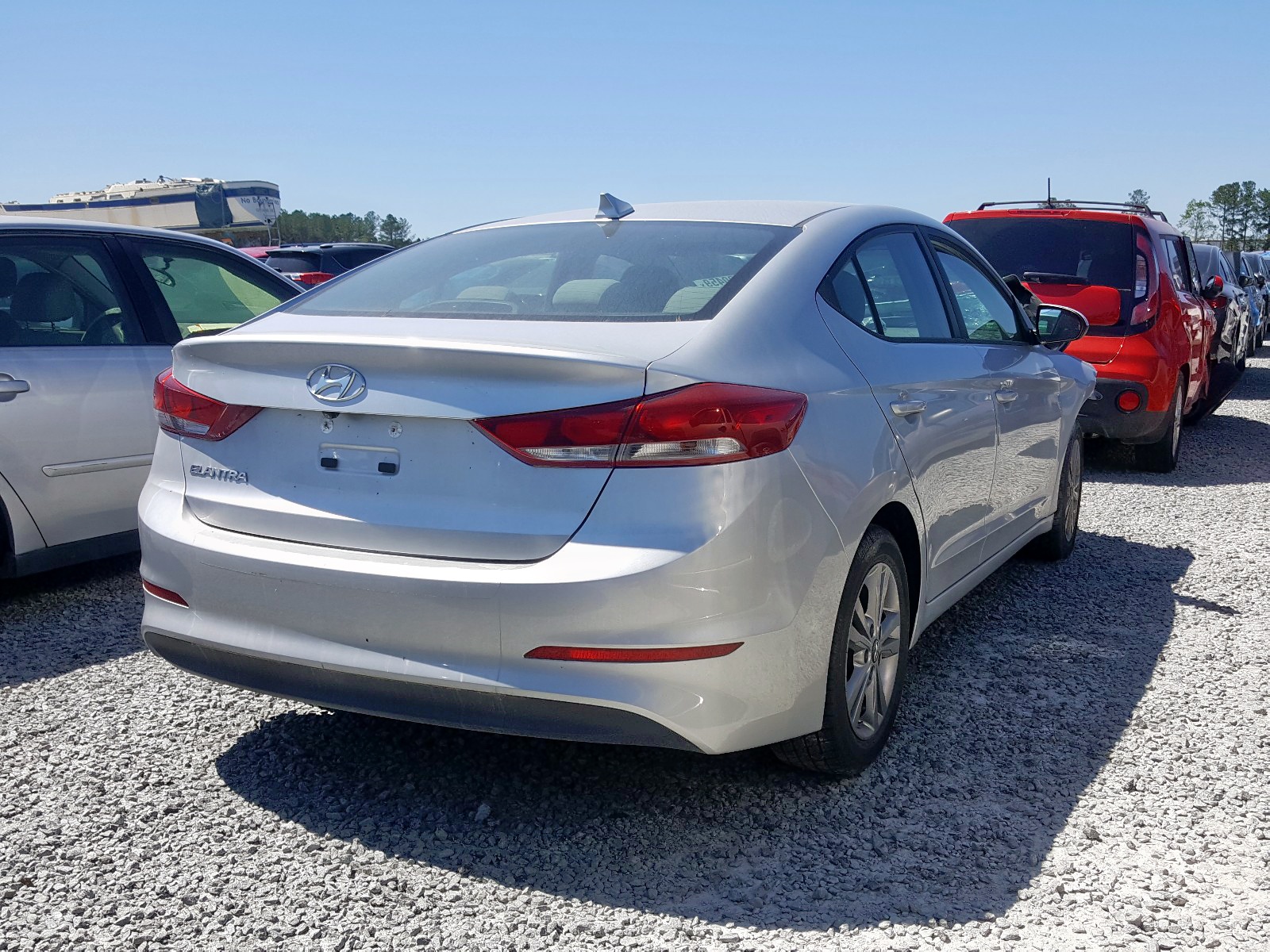 Photo 4 from auction – 2017 HYUNDAI ELANTRA SE with VIN 5NPD84LF5HH034452