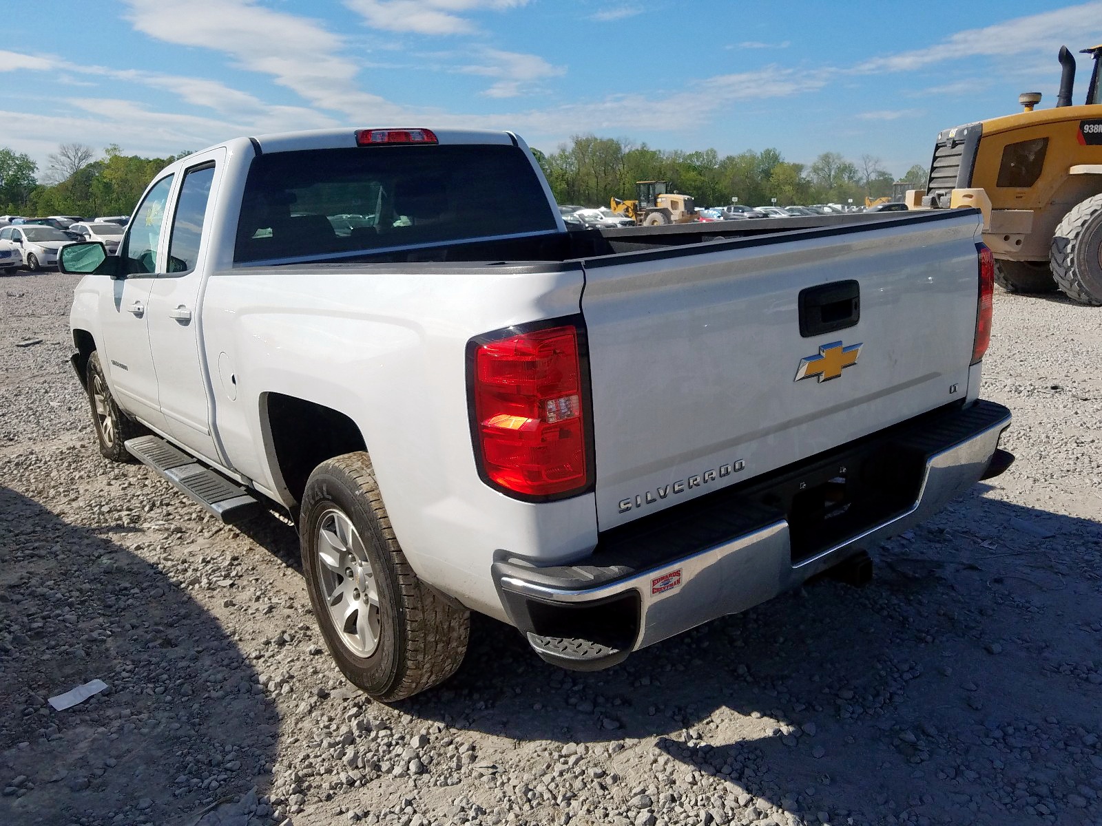Photo 3 from auction – 2018 CHEVROLET SILVERADO with VIN 1GCRCREC4JZ272540