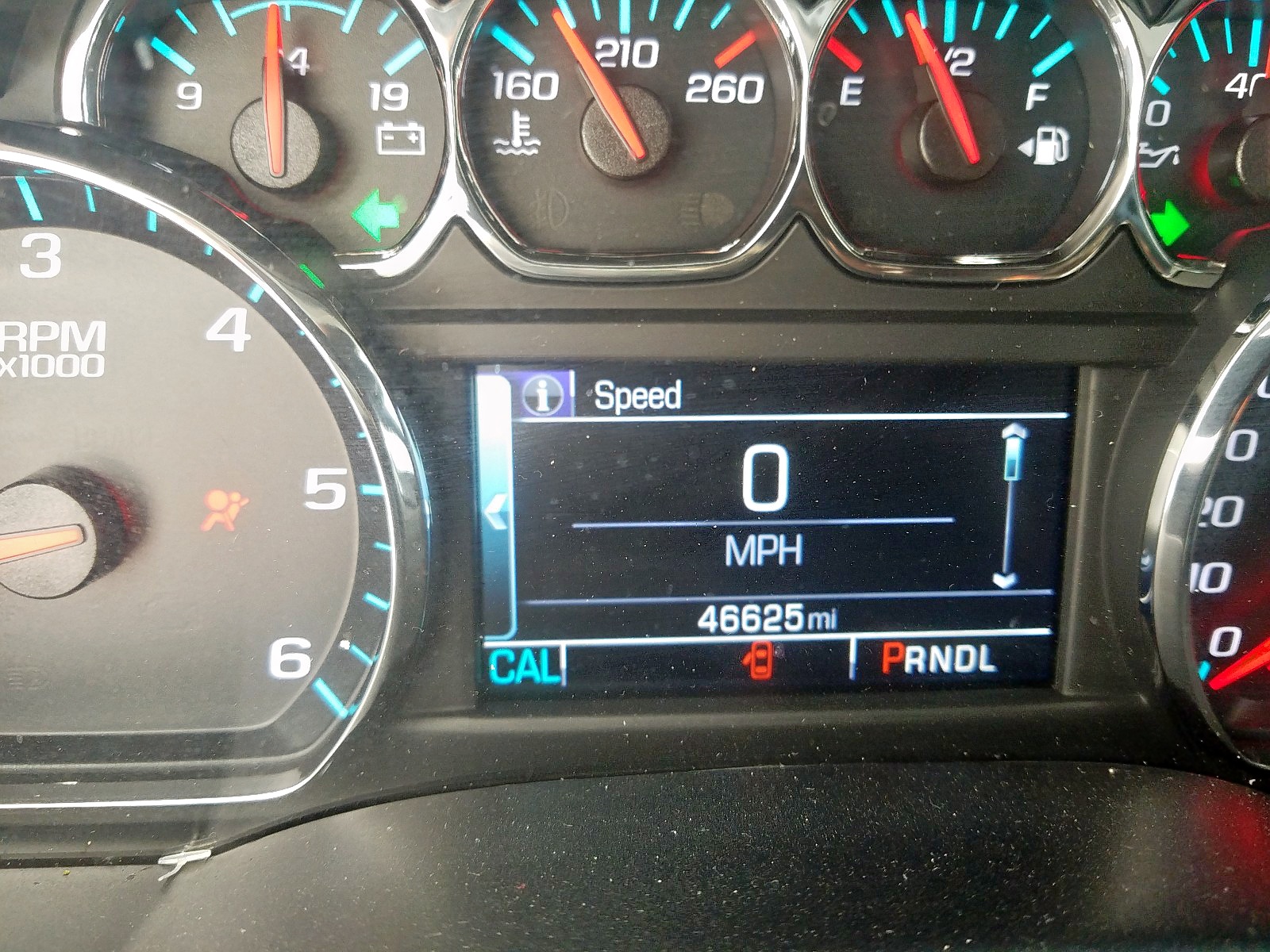 Photo 8 from auction – 2018 CHEVROLET SILVERADO with VIN 1GCRCREC4JZ272540