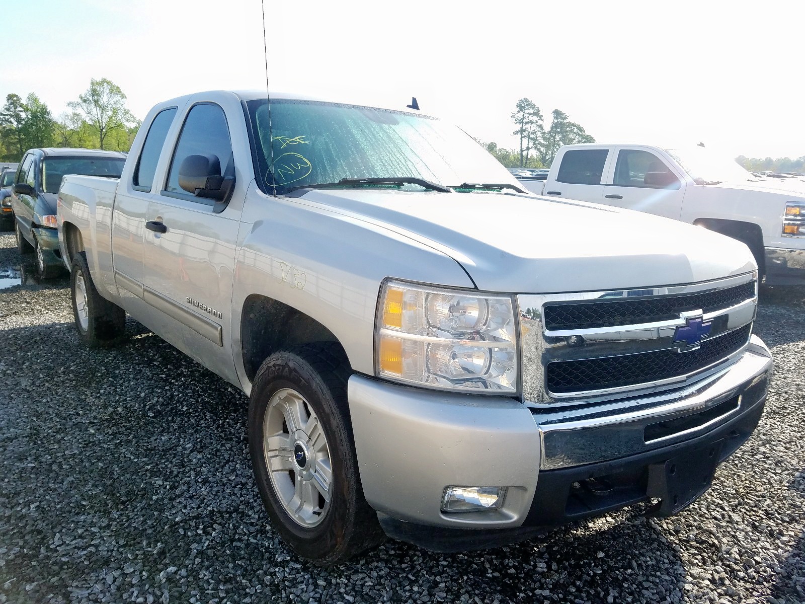 Photo 1 from auction – 2011 CHEVROLET SILVERADO with VIN 1GCRKSE34BZ426563