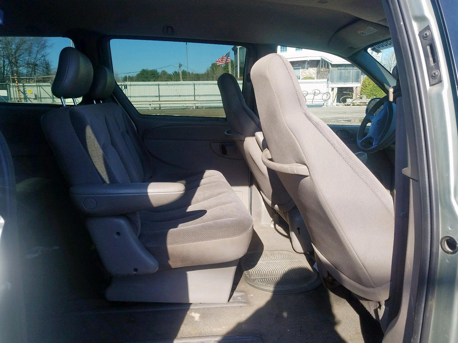 Photo 6 from auction – 2003 DODGE GRAND CARA with VIN 1D4GP24313B169336
