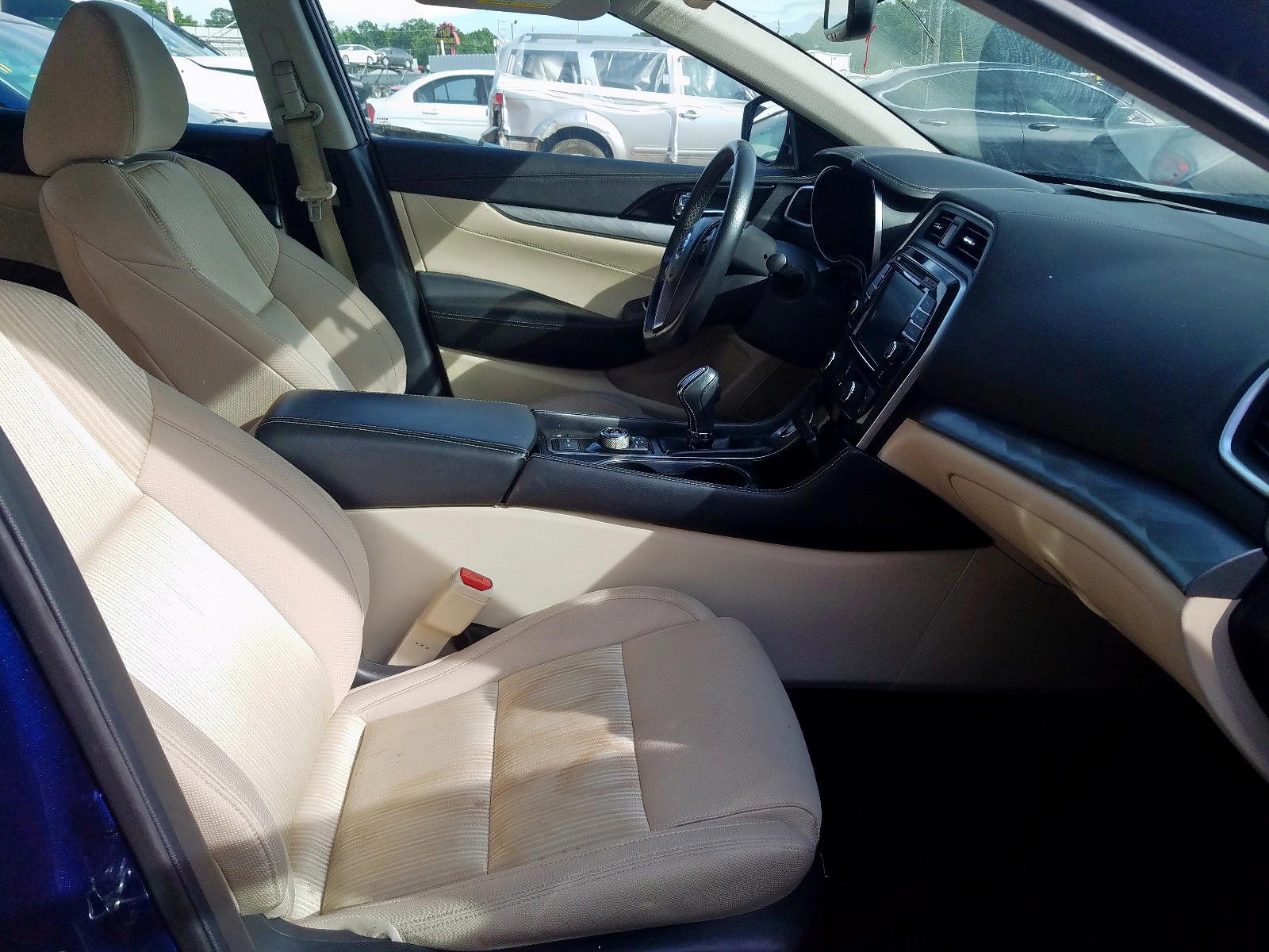 Photo 5 from auction – 2017 NISSAN MAXIMA 3.5 with VIN 1N4AA6AP5HC375902