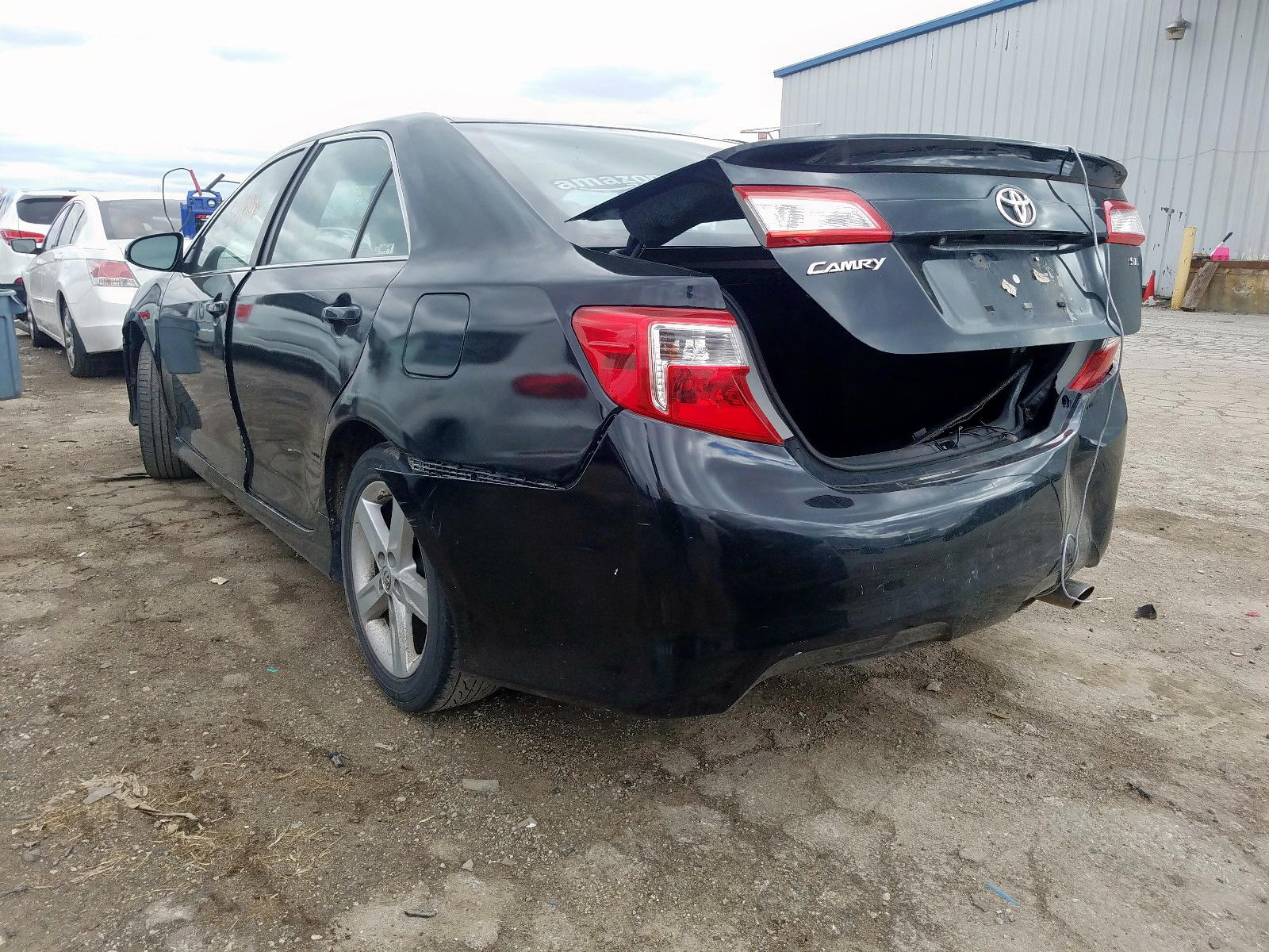 Photo 3 from auction – 2014 TOYOTA CAMRY with VIN 4T1BF1FK2EU420652