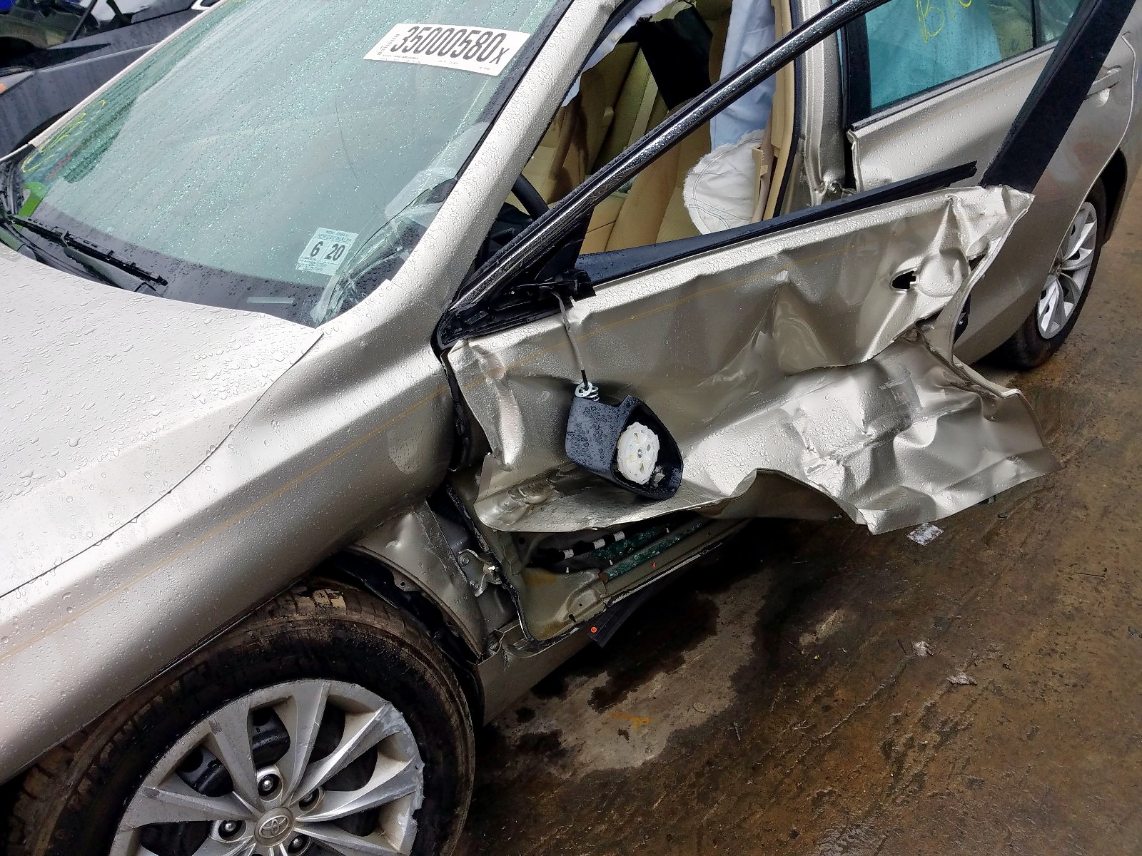 Photo 9 from auction – 2015 TOYOTA CAMRY LE with VIN 4T4BF1FK3FR489809