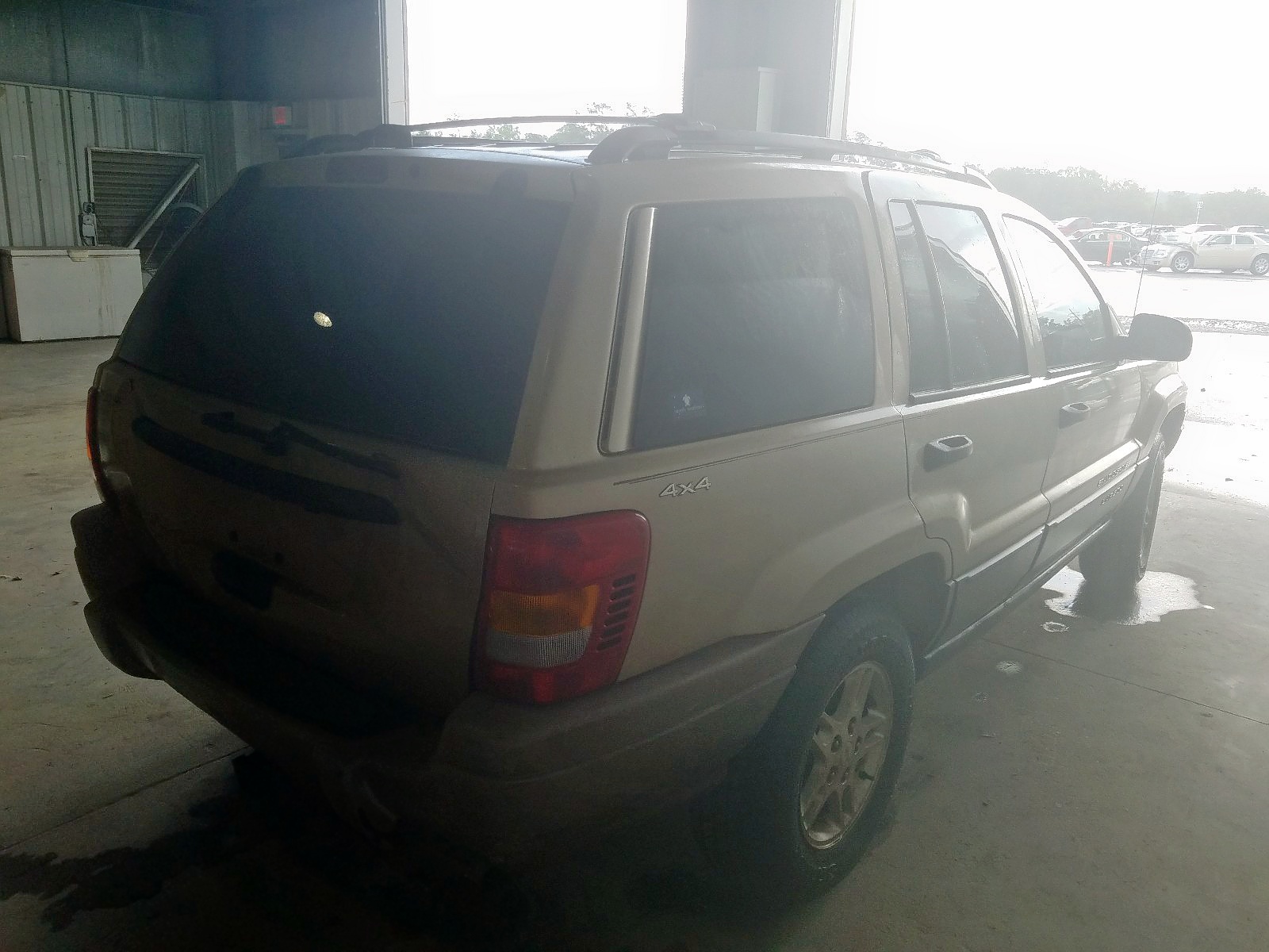 Photo 4 from auction – 2000 JEEP GRAND CHER with VIN 1J4GW48S8YC126685