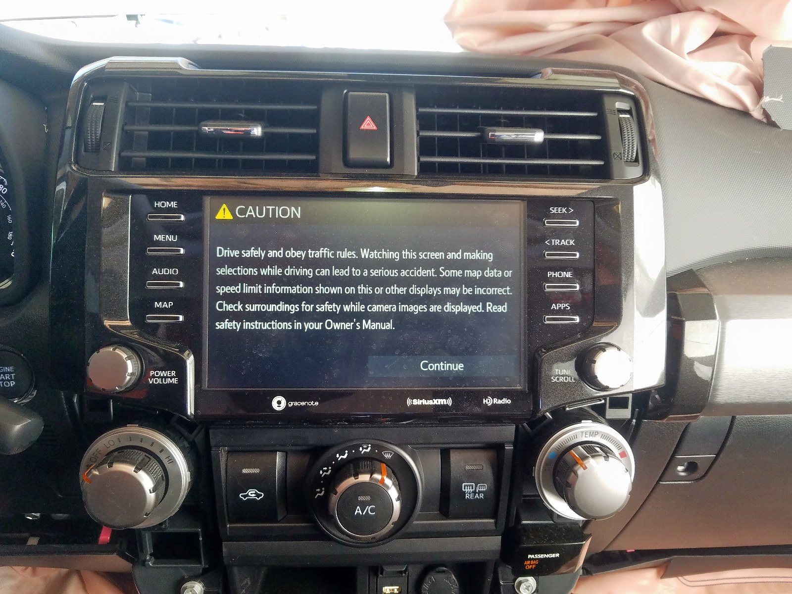 Photo 9 from auction – 2020 TOYOTA 4RUNNER SR with VIN JTEBU5JR5L5769684