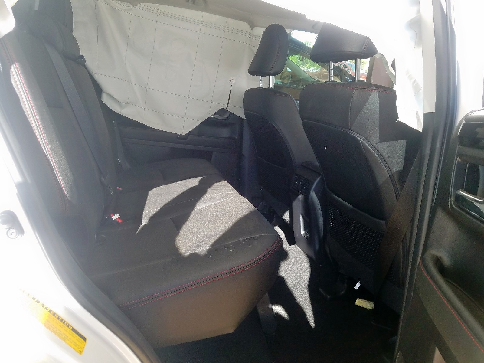 Photo 6 from auction – 2020 TOYOTA 4RUNNER SR with VIN JTEBU5JR5L5769684