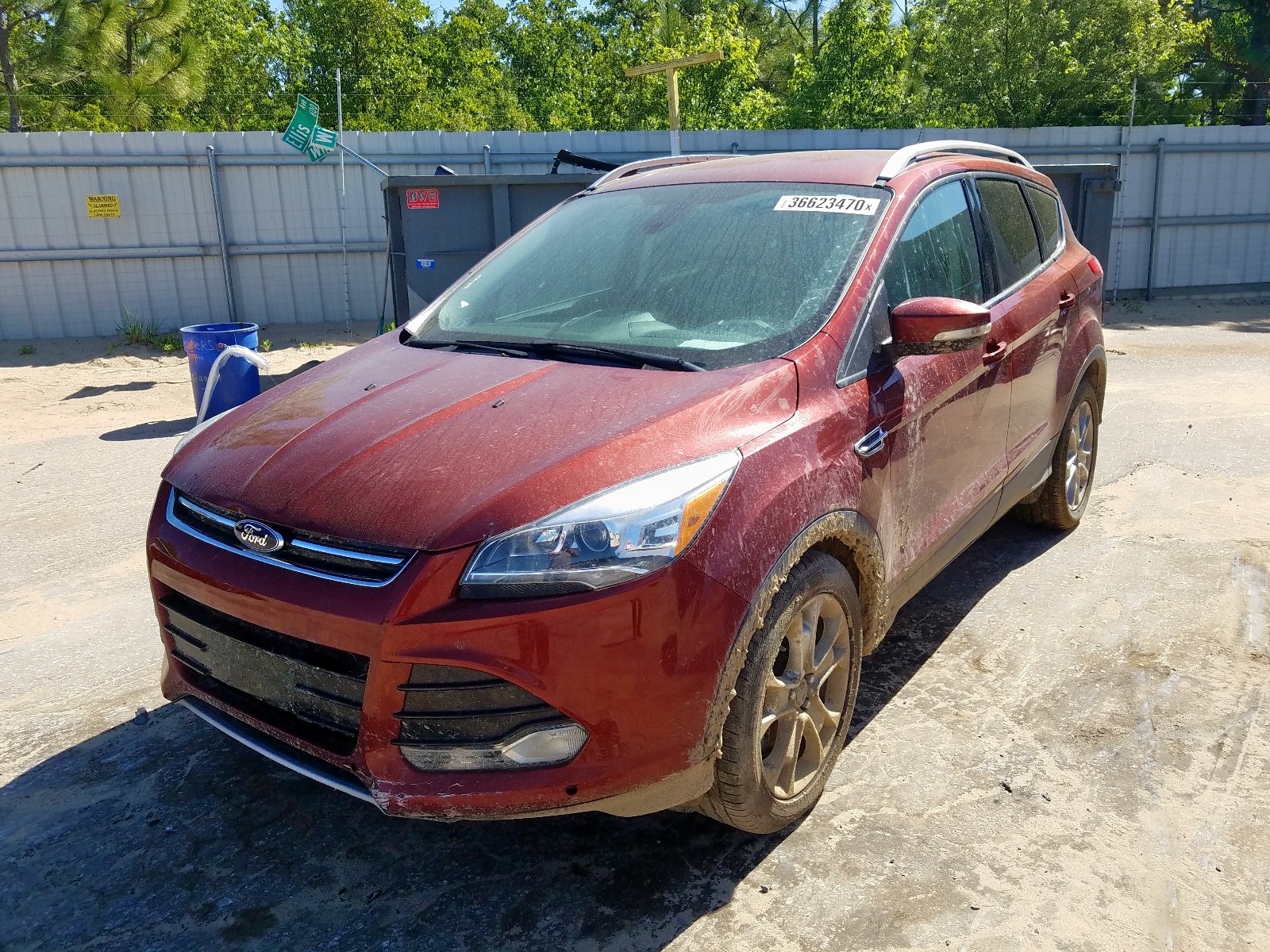 Photo 2 from auction – 2015 FORD ESCAPE TIT with VIN 1FMCU0JXXFUA31119