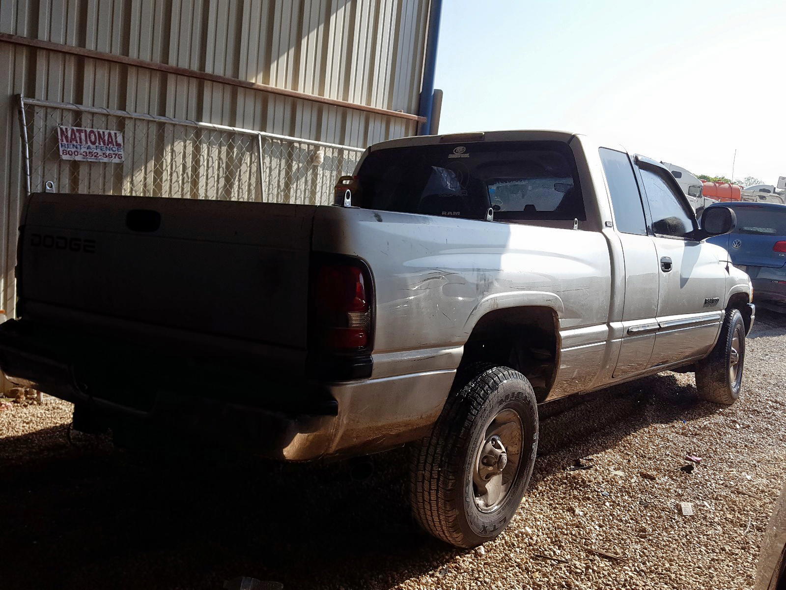 Photo 4 from auction – 2001 DODGE RAM 1500 with VIN 3B7HC13Y71G723925