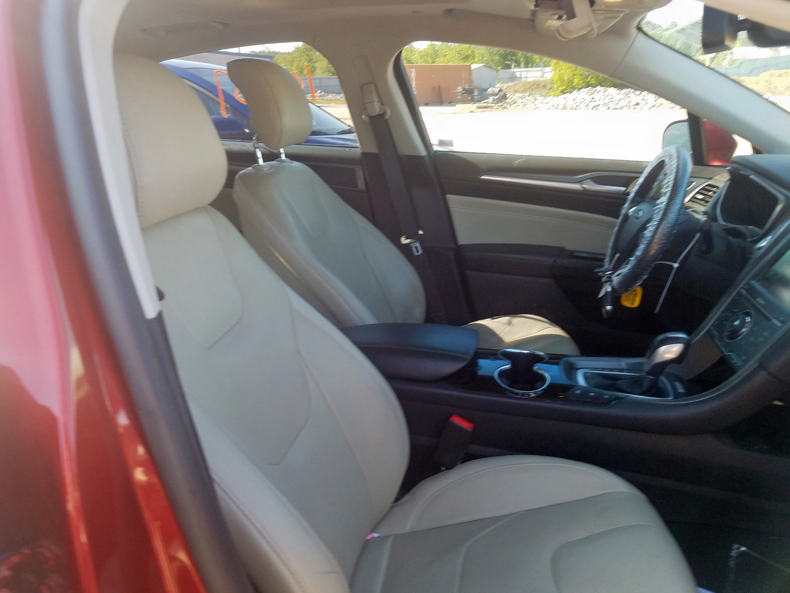 Photo 5 from auction – 2014 FORD FUSION TIT with VIN 3FA6P0SU8ER299188