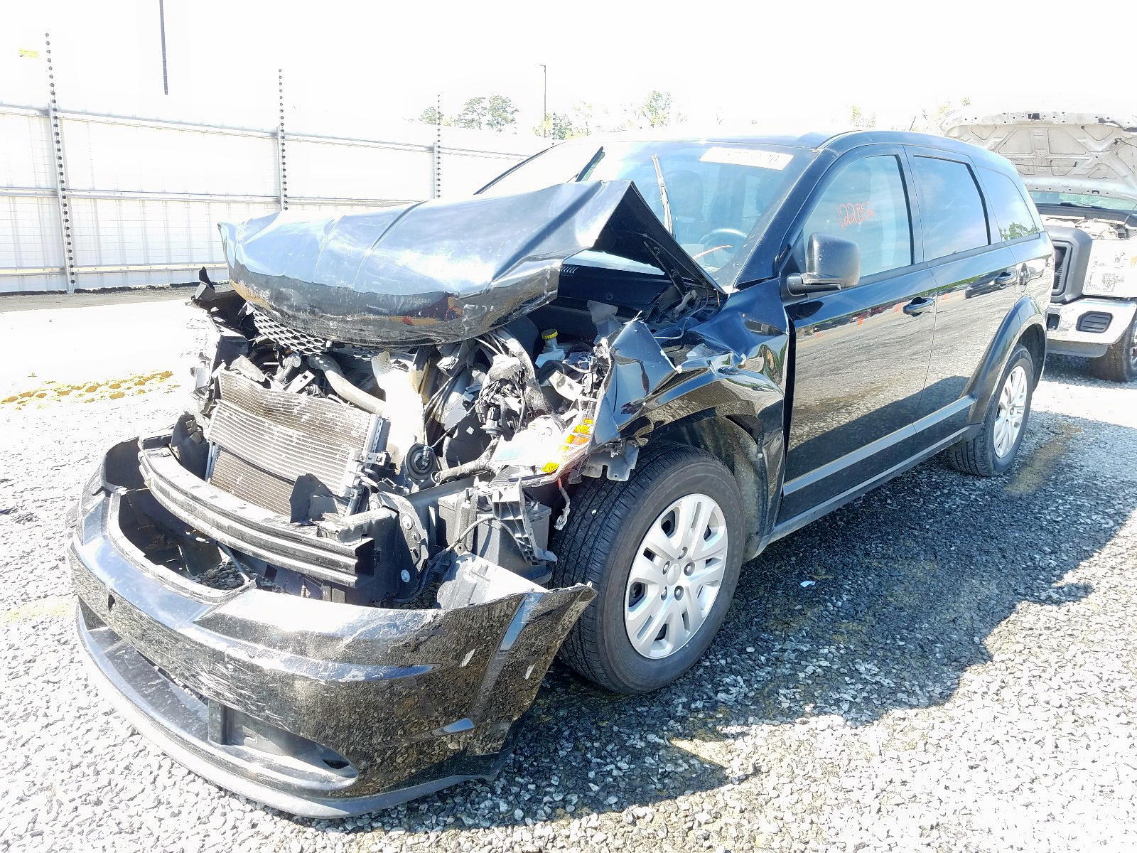 Photo 2 from auction – 2014 DODGE JOURNEY SE with VIN 3C4PDCAB3ET314918