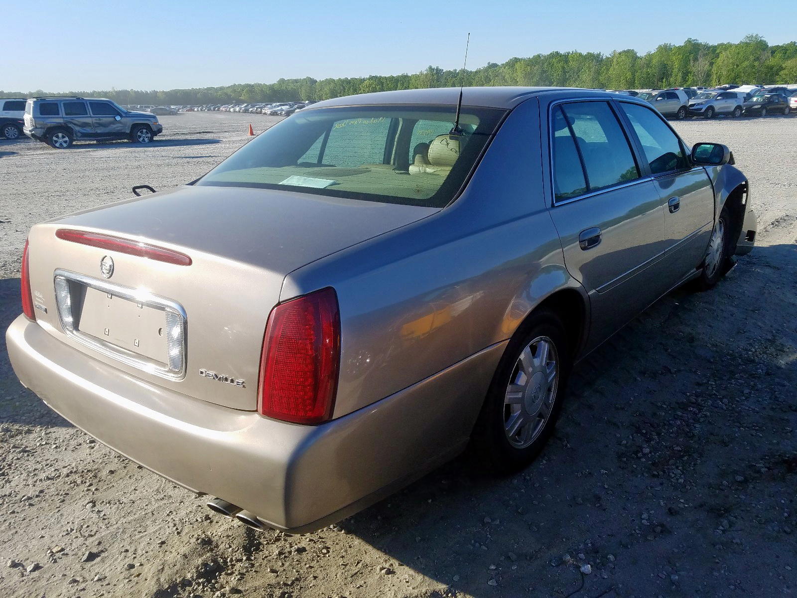 Photo 4 from auction – 2004 CADILLAC DEVILLE with VIN 1G6KD54Y74U155754