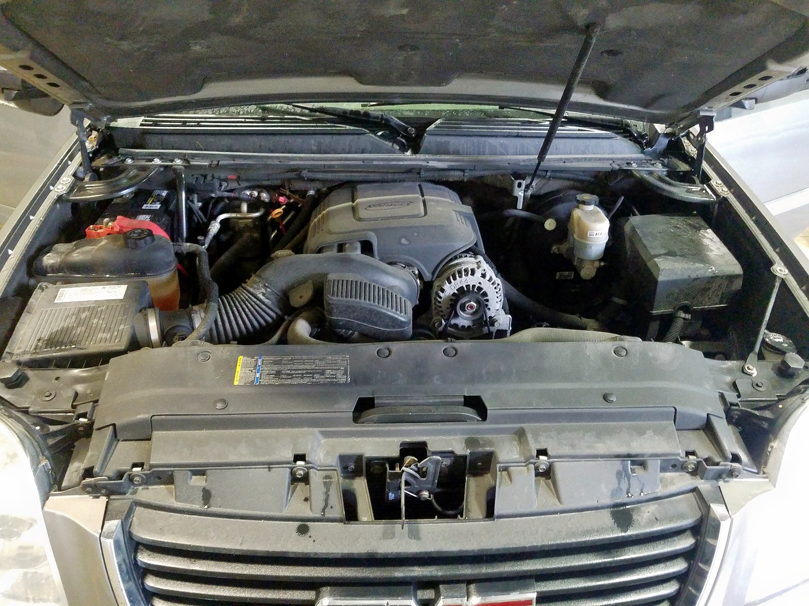 Zdjęcie 7 z aukcji – 2008 GMC YUKON z VIN 1GKFC13J18R230587