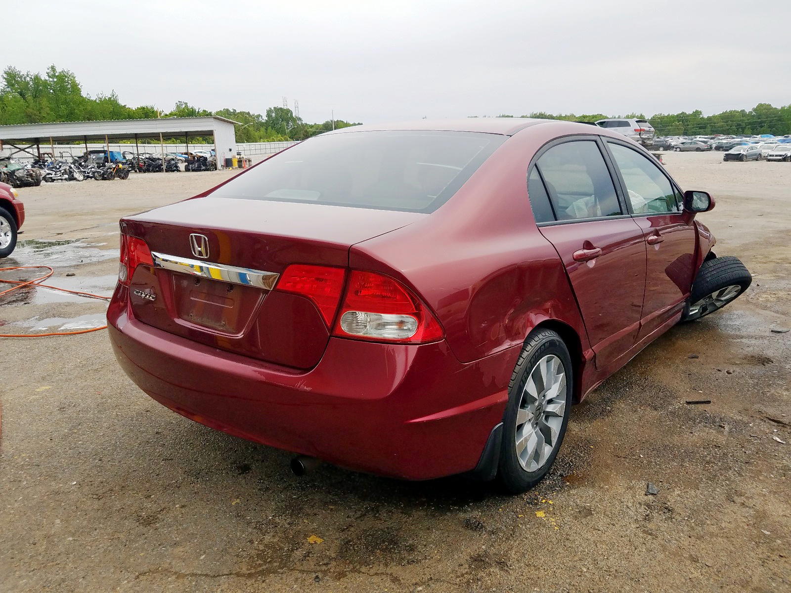 Photo 4 from auction – 2010 HONDA CIVIC EX with VIN 19XFA1F84AE030458
