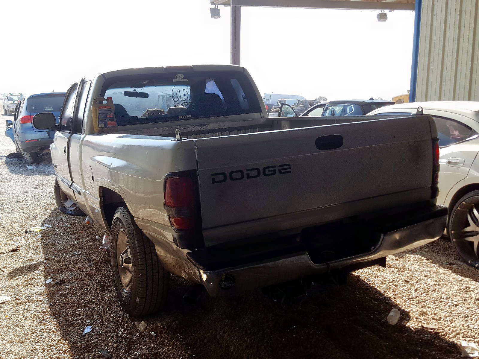 Фото 3 с аукциона – 2001 DODGE RAM 1500 с VIN 3B7HC13Y71G723925