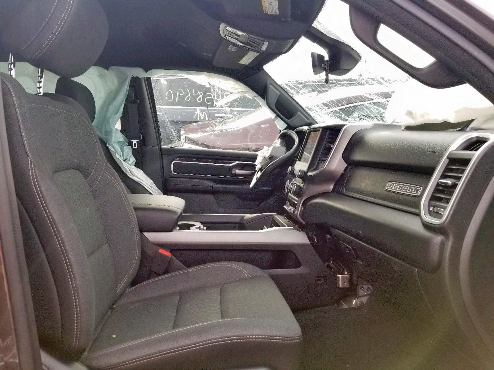 Photo 5 from auction – 2020 RAM 1500 BIG H with VIN 1C6SRFFT1LN216604