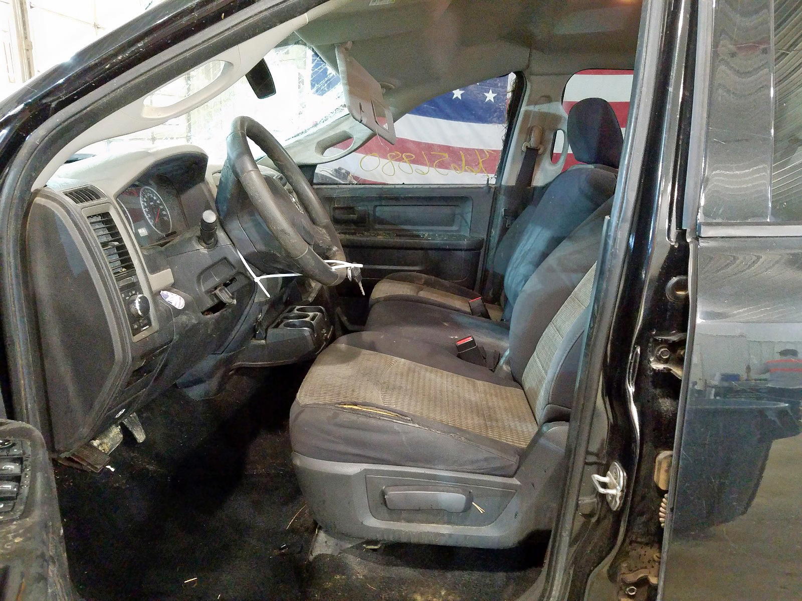 Photo 5 from auction – 2010 DODGE RAM 1500 with VIN 1D7RV1CT3AS198203