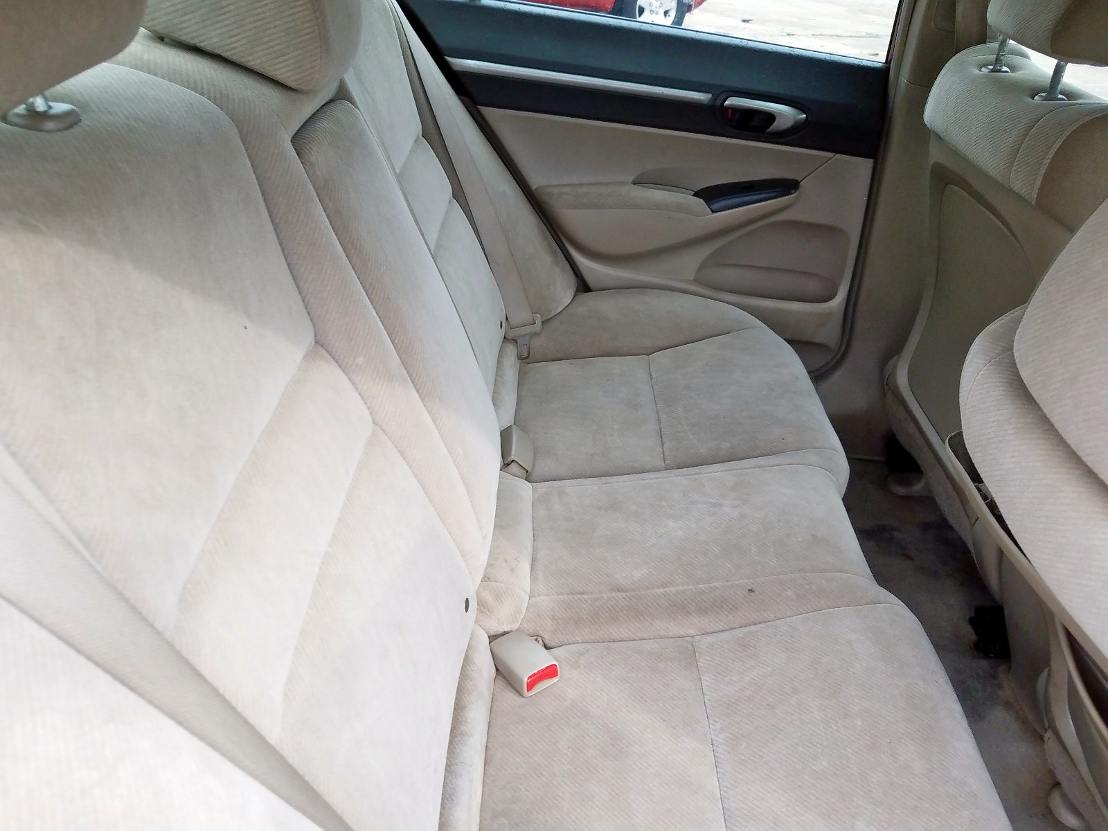 Фото 6 с аукциона – 2010 HONDA CIVIC EX с VIN 19XFA1F84AE030458