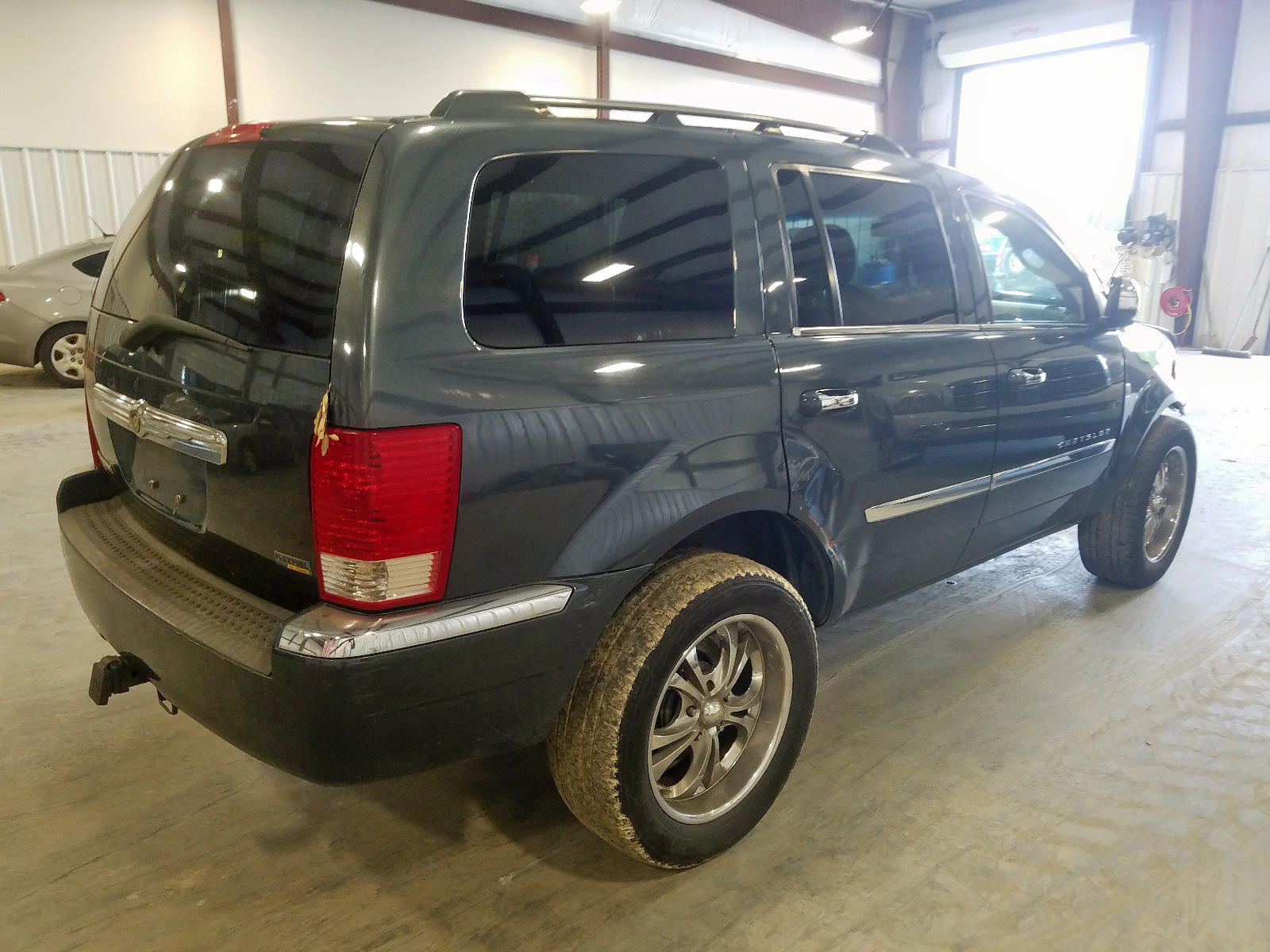 Photo 4 from auction – 2007 CHRYSLER ASPEN with VIN 1A8HX58P67F520300