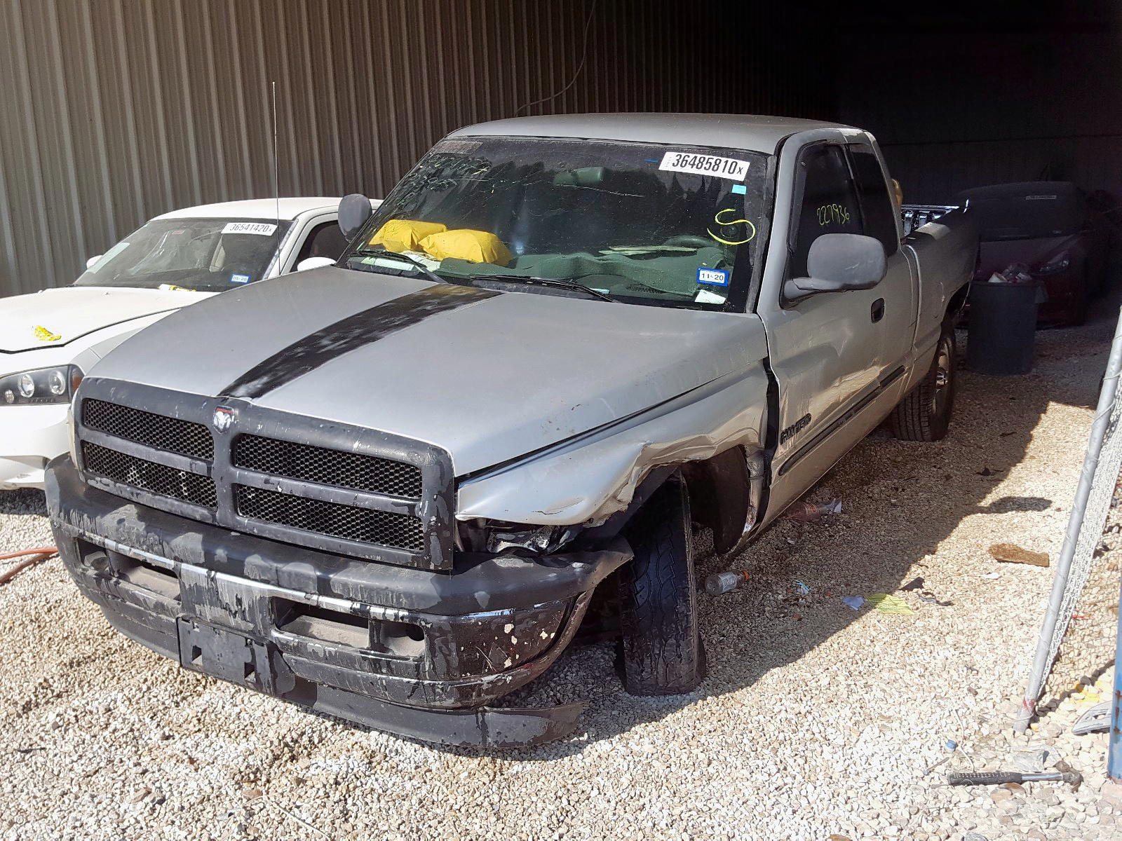 Photo 2 from auction – 2001 DODGE RAM 1500 with VIN 3B7HC13Y71G723925