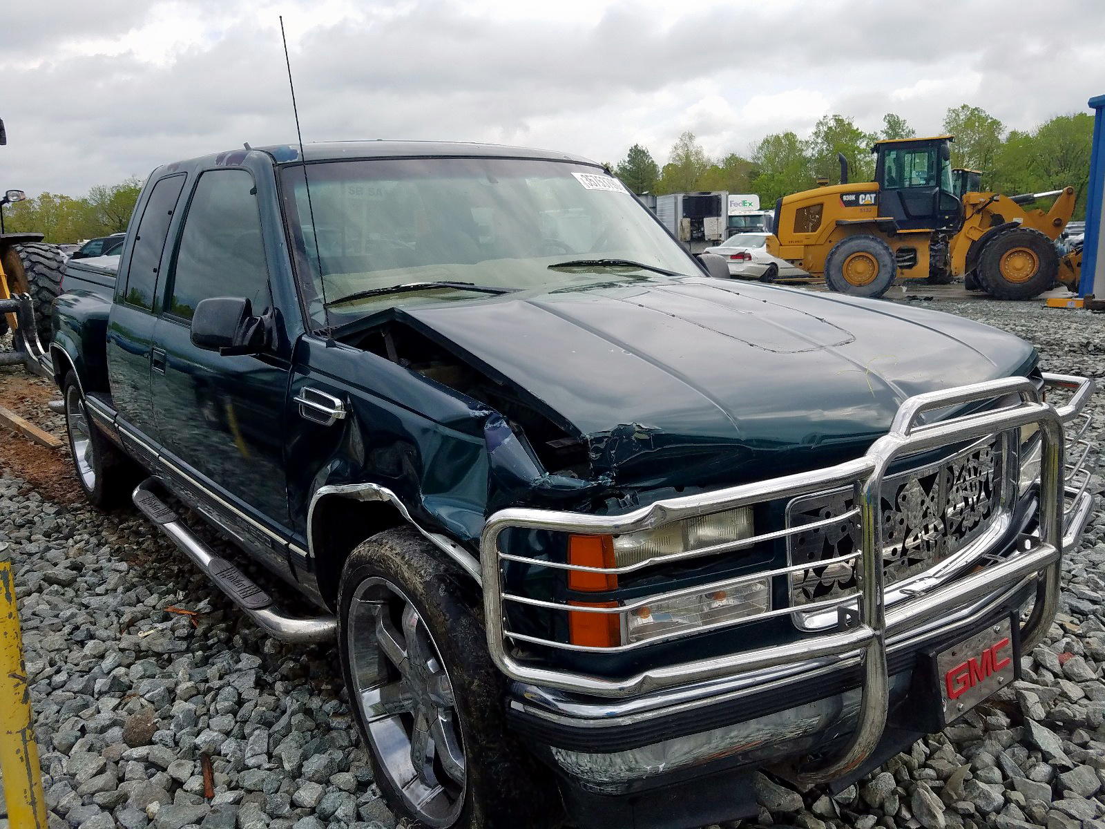 GMC SIERRA C15 1998 with VIN 2GTEC19R5W1553700 - Photo from auction