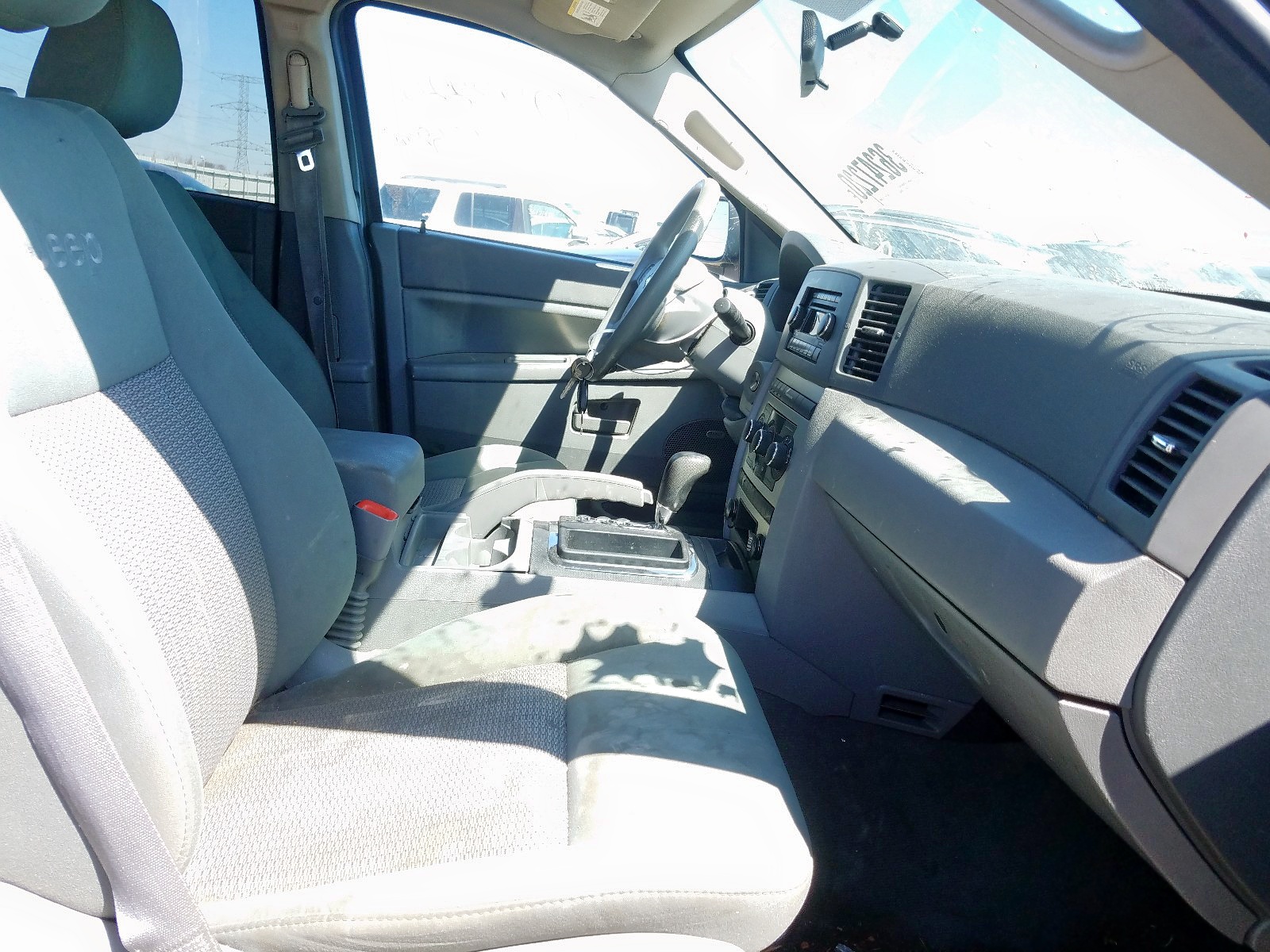 Photo 5 from auction – 2007 JEEP GRAND CHER with VIN 1J8GR48KX7C652370