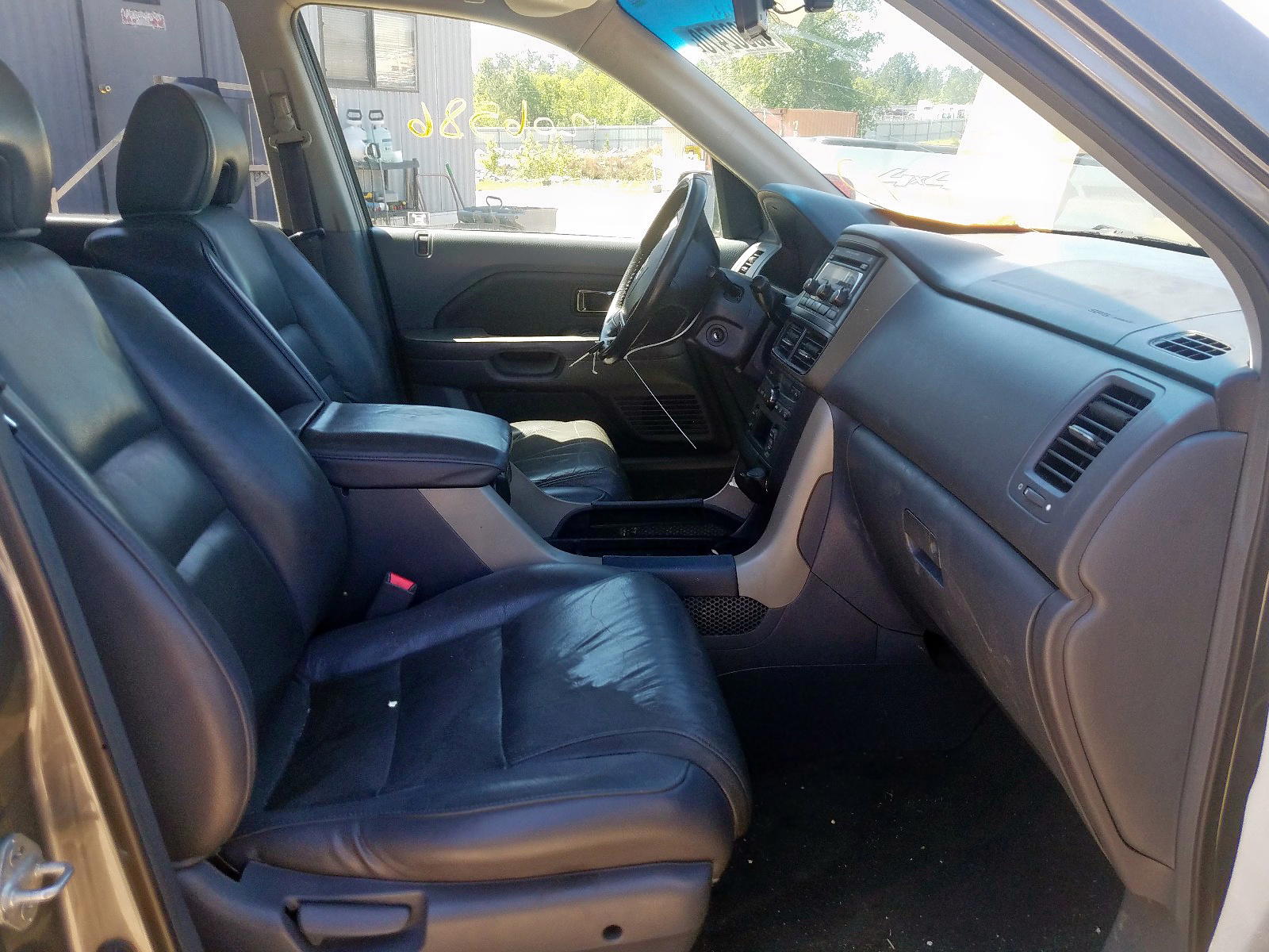 Photo 5 from auction – 2008 HONDA PILOT EXL with VIN 5FNYF28568B006041
