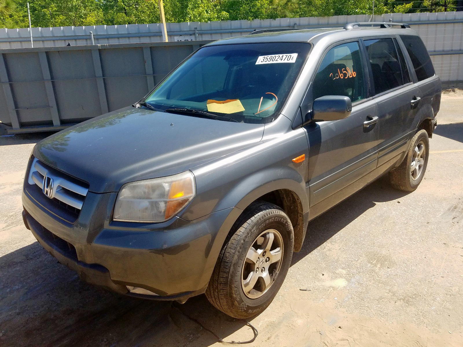 Photo 2 from auction – 2008 HONDA PILOT EXL with VIN 5FNYF28568B006041