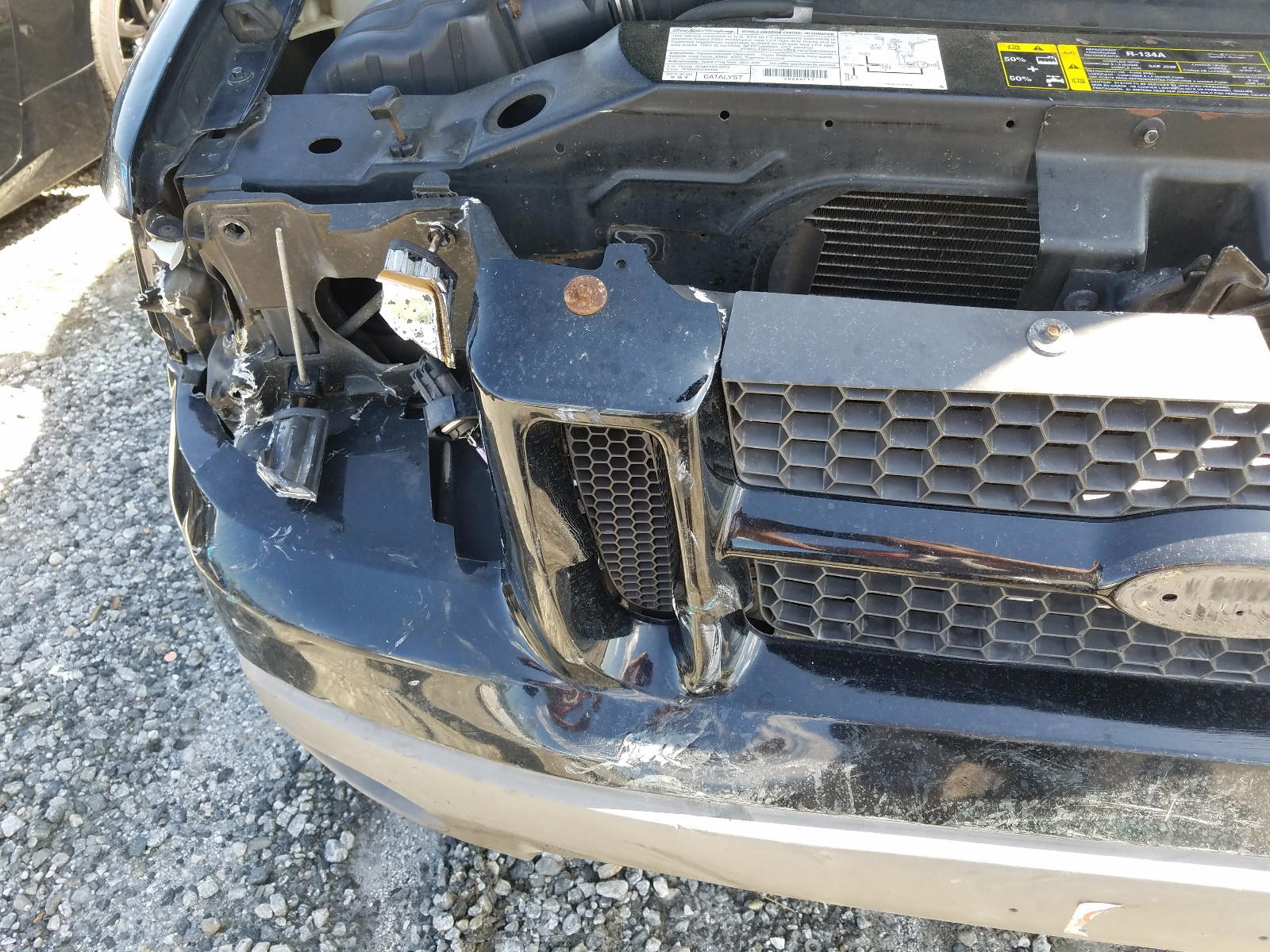 Photo 9 from auction – 2003 FORD EXPLORER S with VIN 1FMZU77E43UA59759