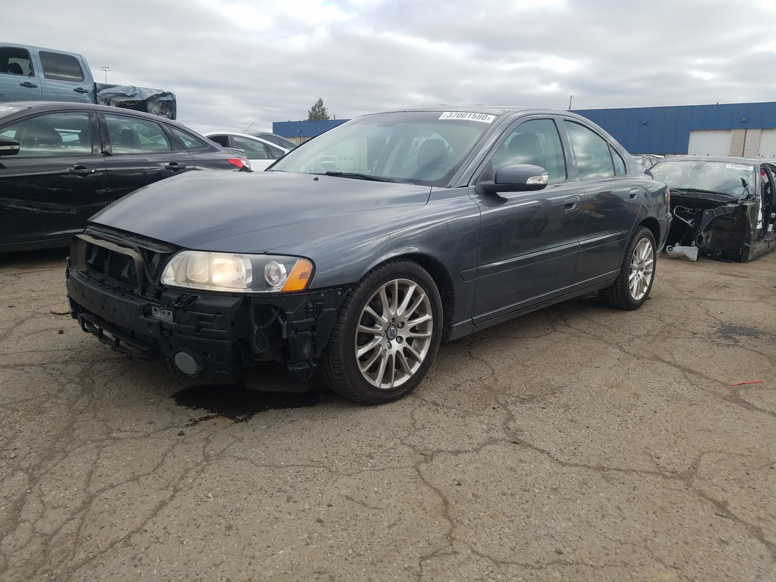 Photo 2 from auction – 2008 VOLVO S60 2.5T with VIN YV1RS592282671828