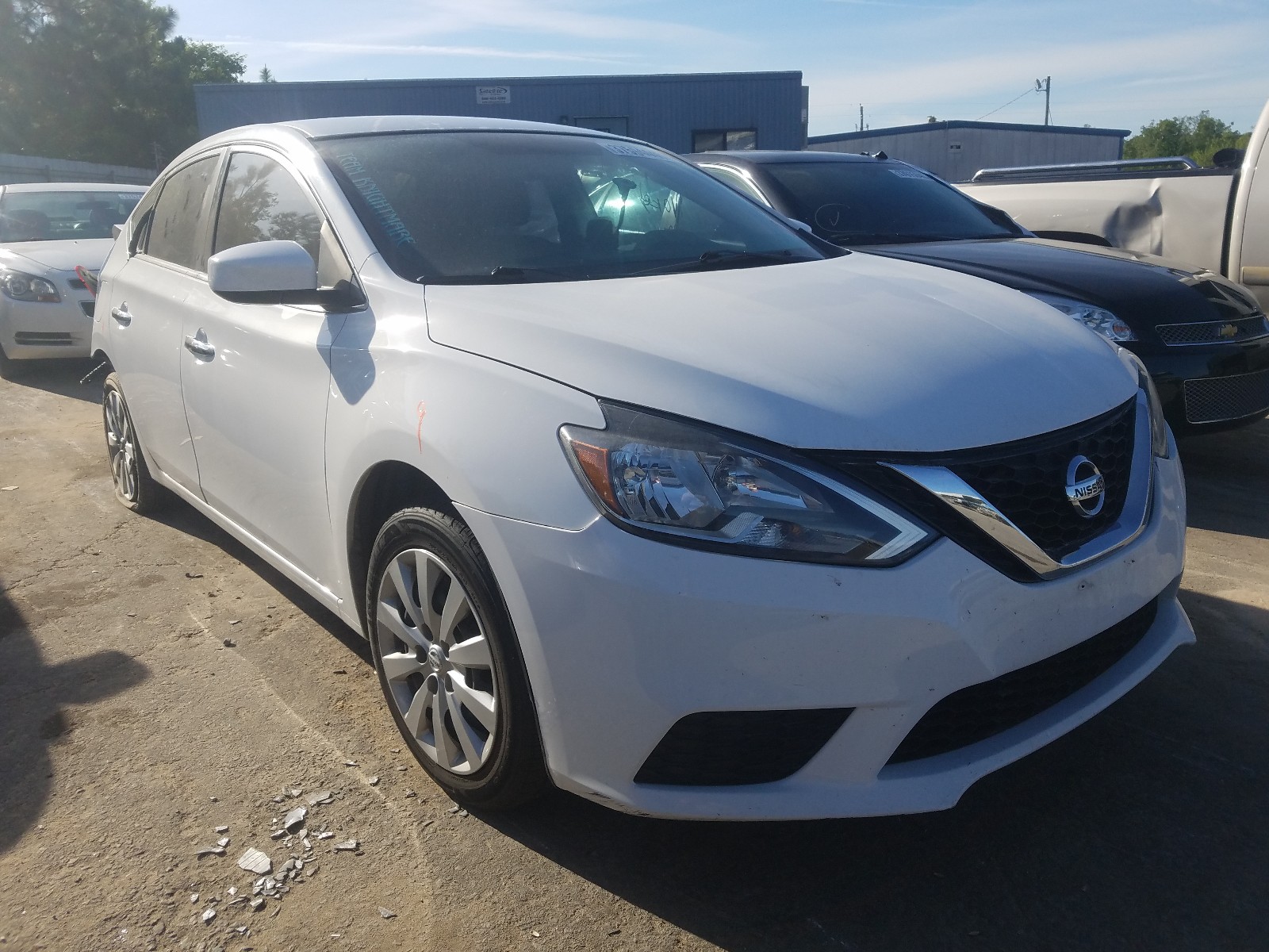 Photo 1 from auction – 2016 NISSAN SENTRA S with VIN 3N1AB7AP5GY273005