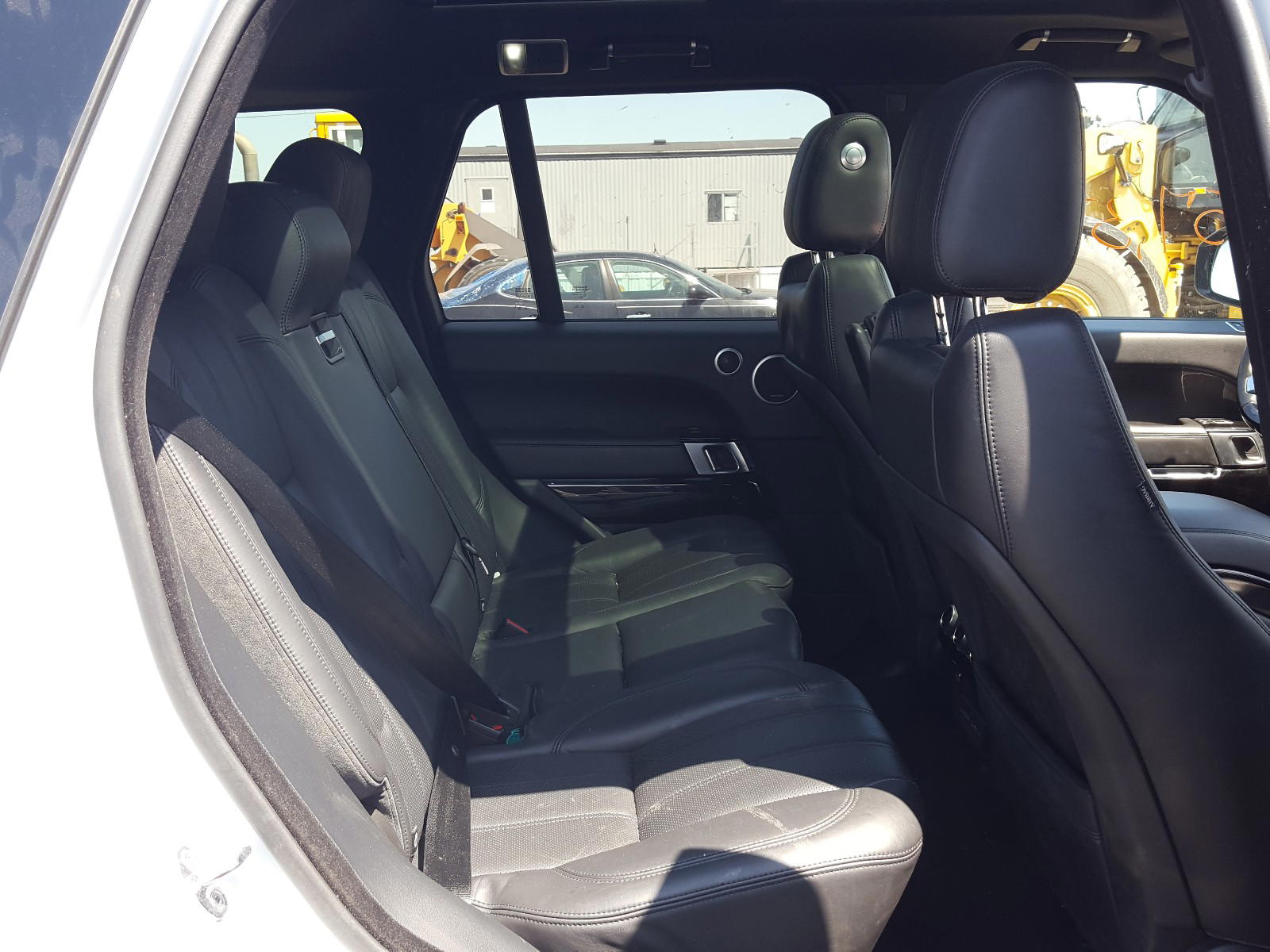 Photo 6 from auction – 2017 LAND ROVER RANGE ROVE with VIN SALGS2FE7HA328487