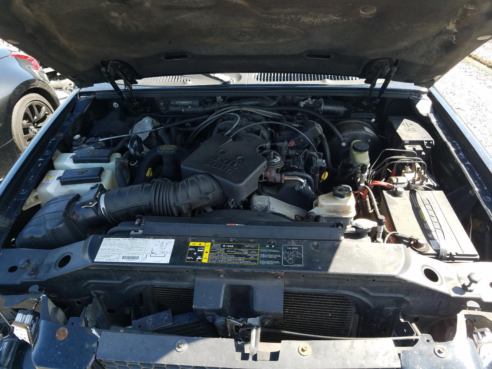 Photo 7 from auction – 2003 FORD EXPLORER S with VIN 1FMZU77E43UA59759