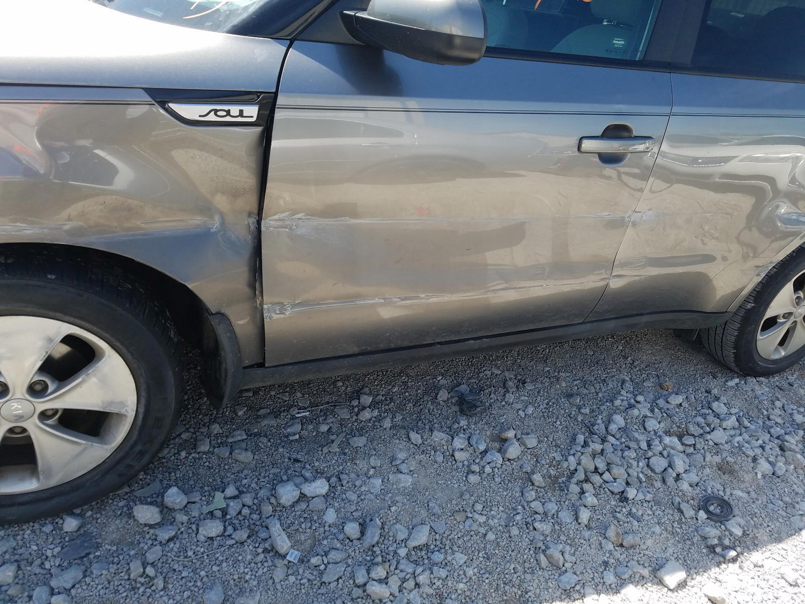 Photo 9 from auction – 2016 KIA SOUL with VIN KNDJN2A23G7340150