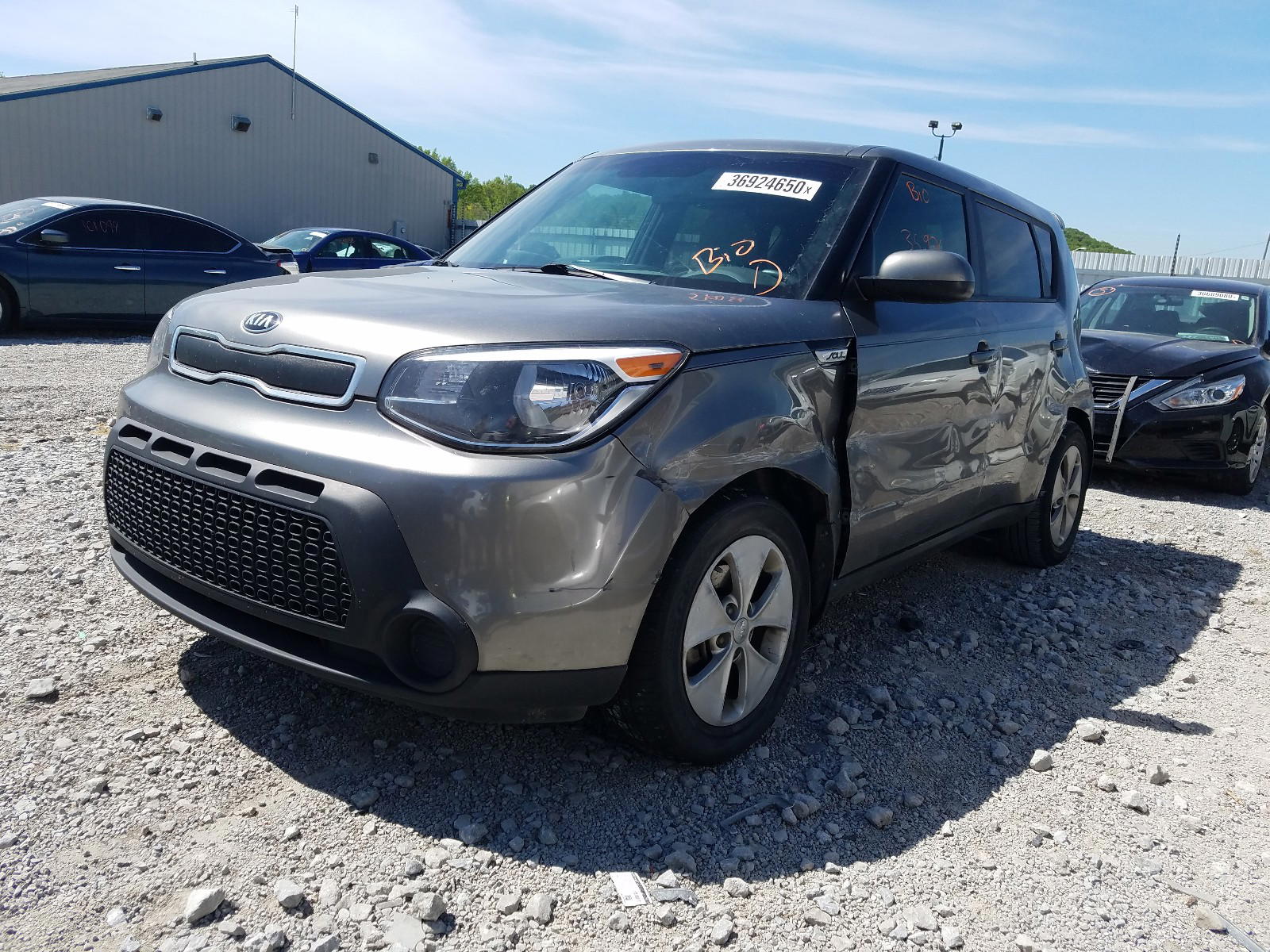 Photo 2 from auction – 2016 KIA SOUL with VIN KNDJN2A23G7340150