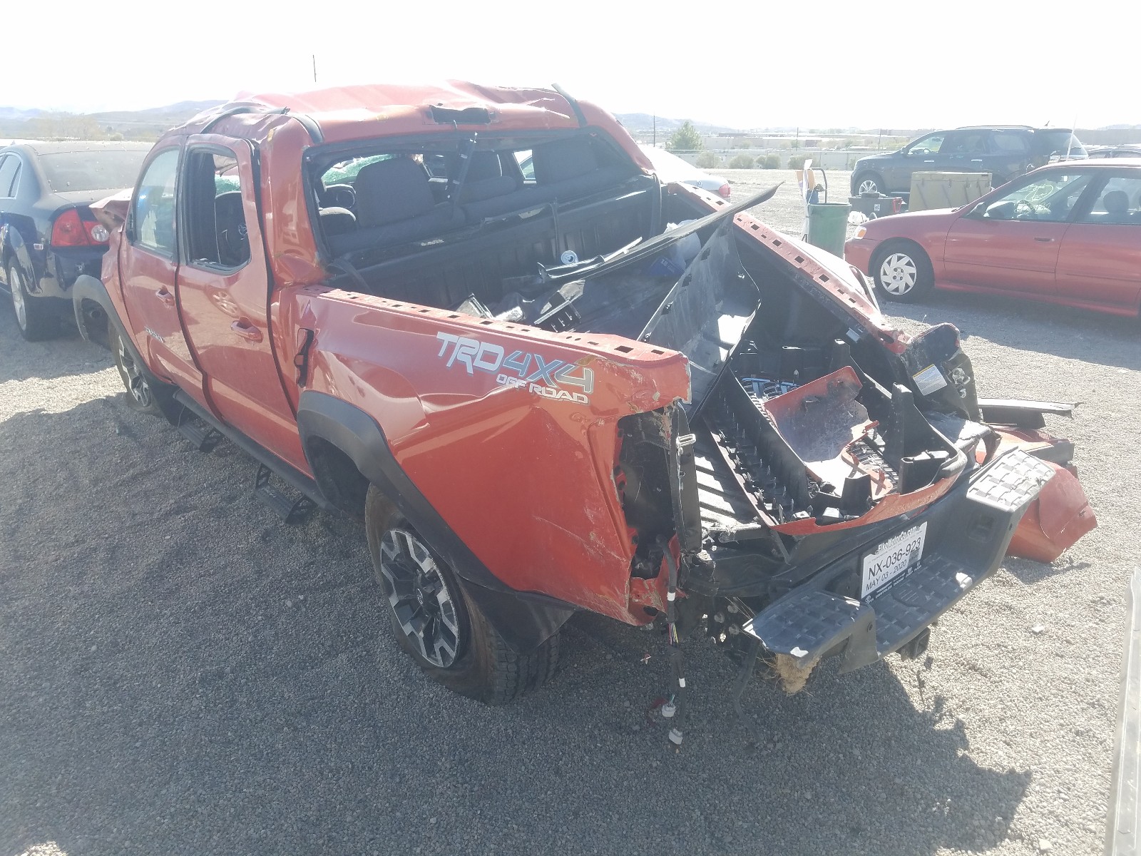 Photo 3 from auction – 2017 TOYOTA TACOMA DOU with VIN 3TMCZ5AN7HM102799