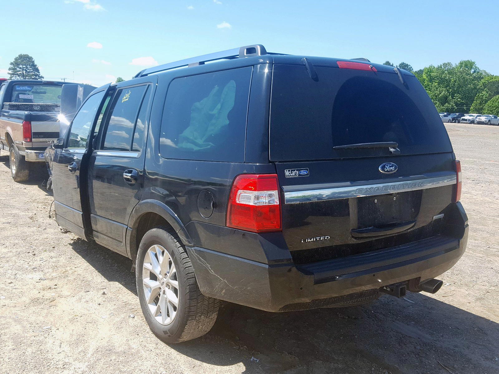 Photo 3 from auction – 2016 FORD EXPEDITION with VIN 1FMJU1KT2GEF08307