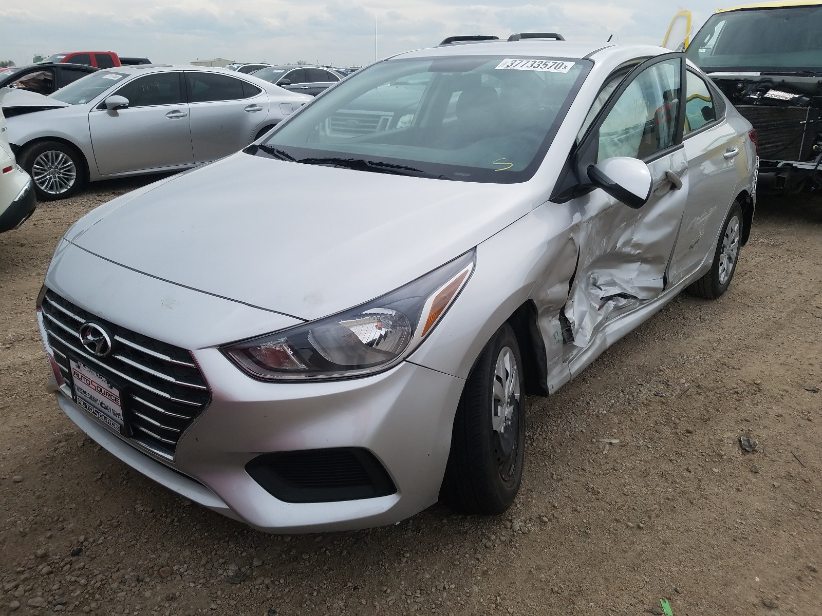 Photo 2 from auction – 2019 HYUNDAI ACCENT SE with VIN 3KPC24A30KE066498