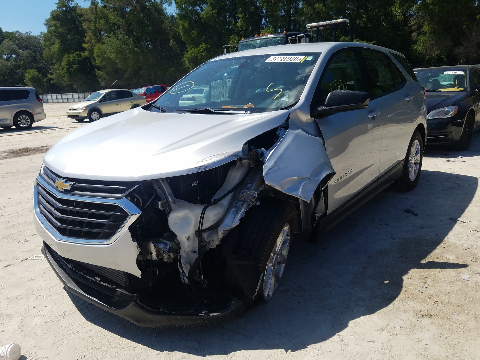 Photo 2 from auction – 2018 CHEVROLET EQUINOX LS with VIN 2GNAXHEV3J6174972