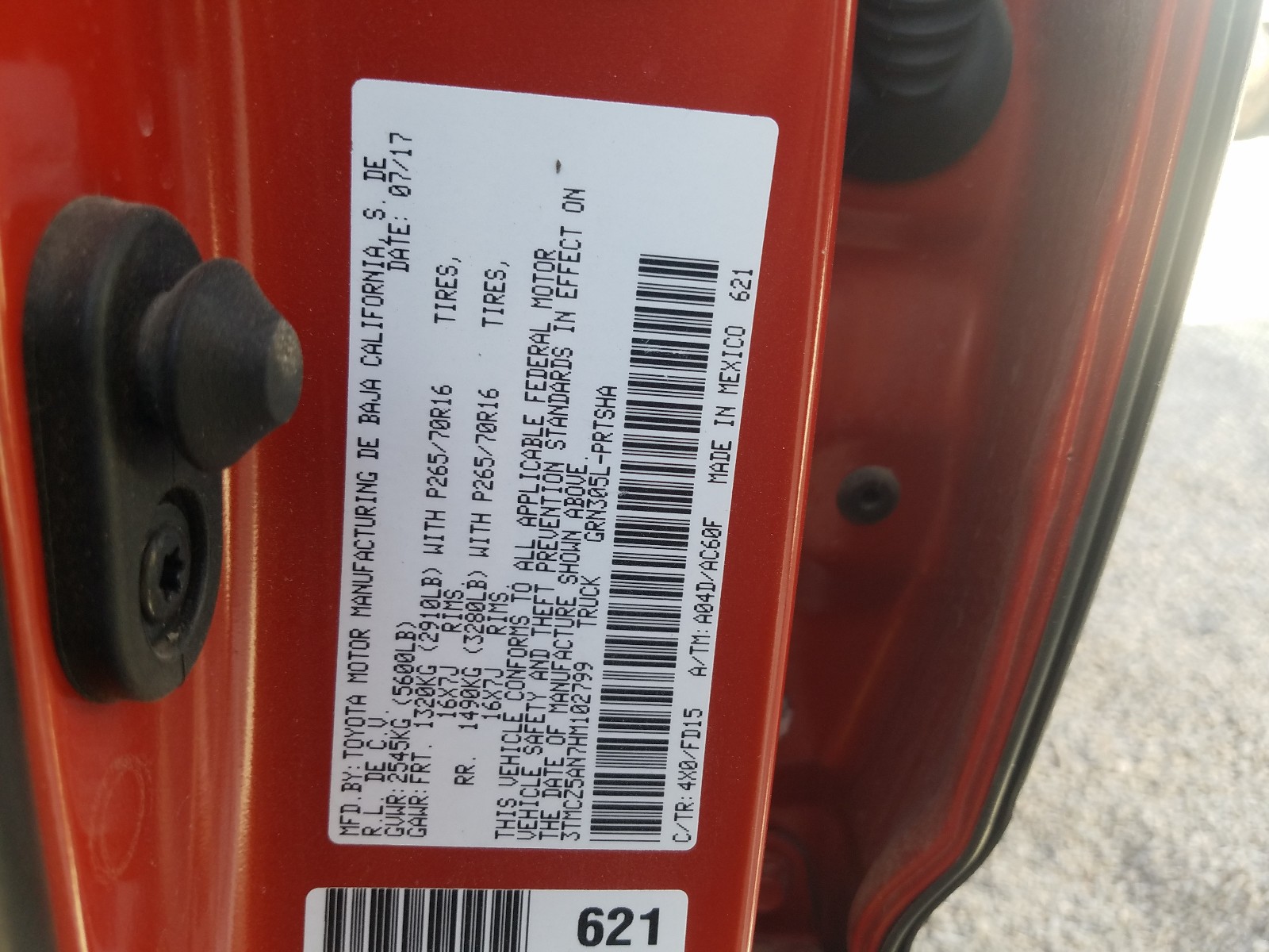 Photo 10 from auction – 2017 TOYOTA TACOMA DOU with VIN 3TMCZ5AN7HM102799