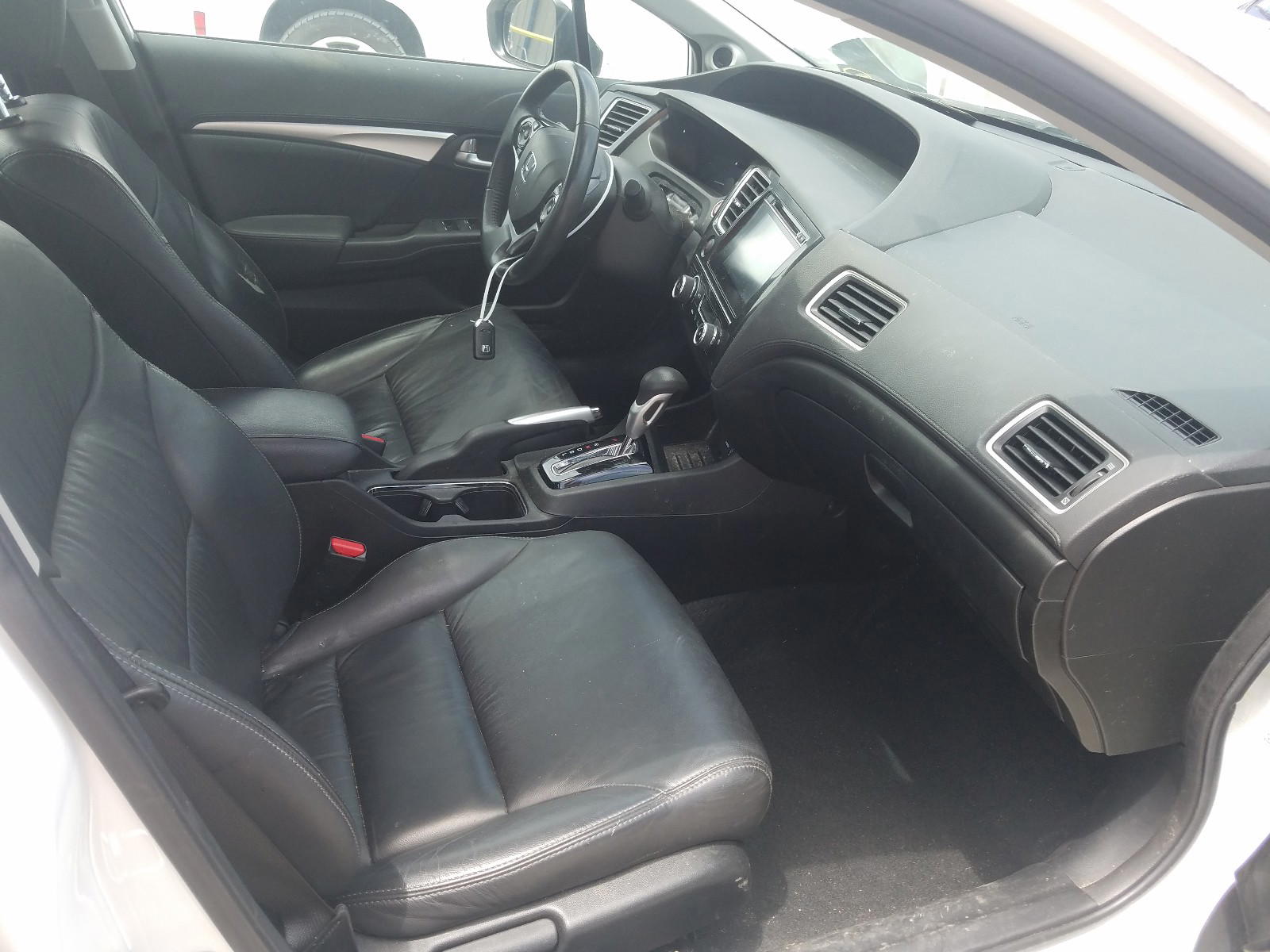 Photo 5 from auction – 2015 HONDA CIVIC EXL with VIN 19XFB2F99FE009687