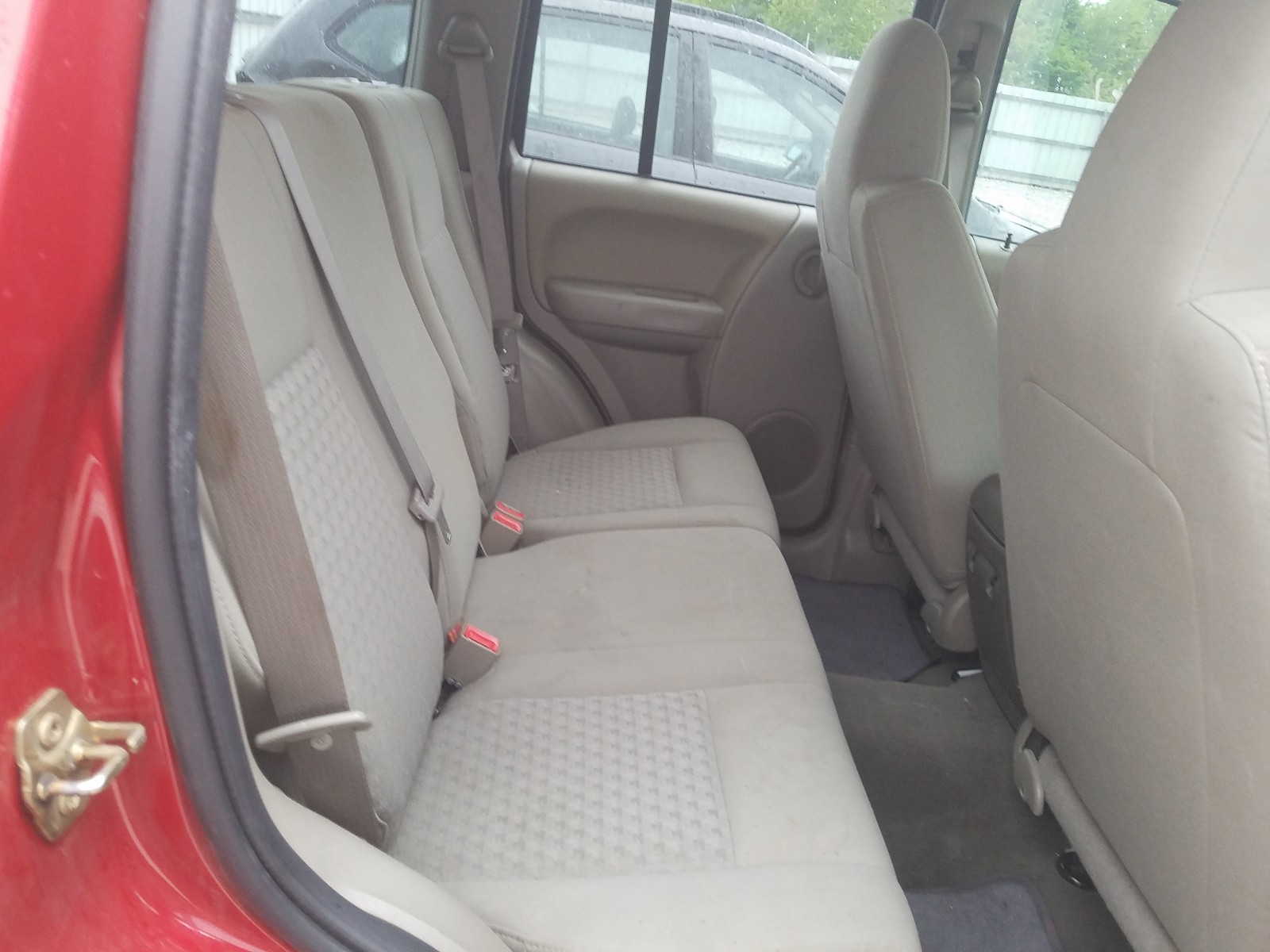 Photo 6 from auction – 2007 JEEP LIBERTY SP with VIN 1J4GK48K87W514539