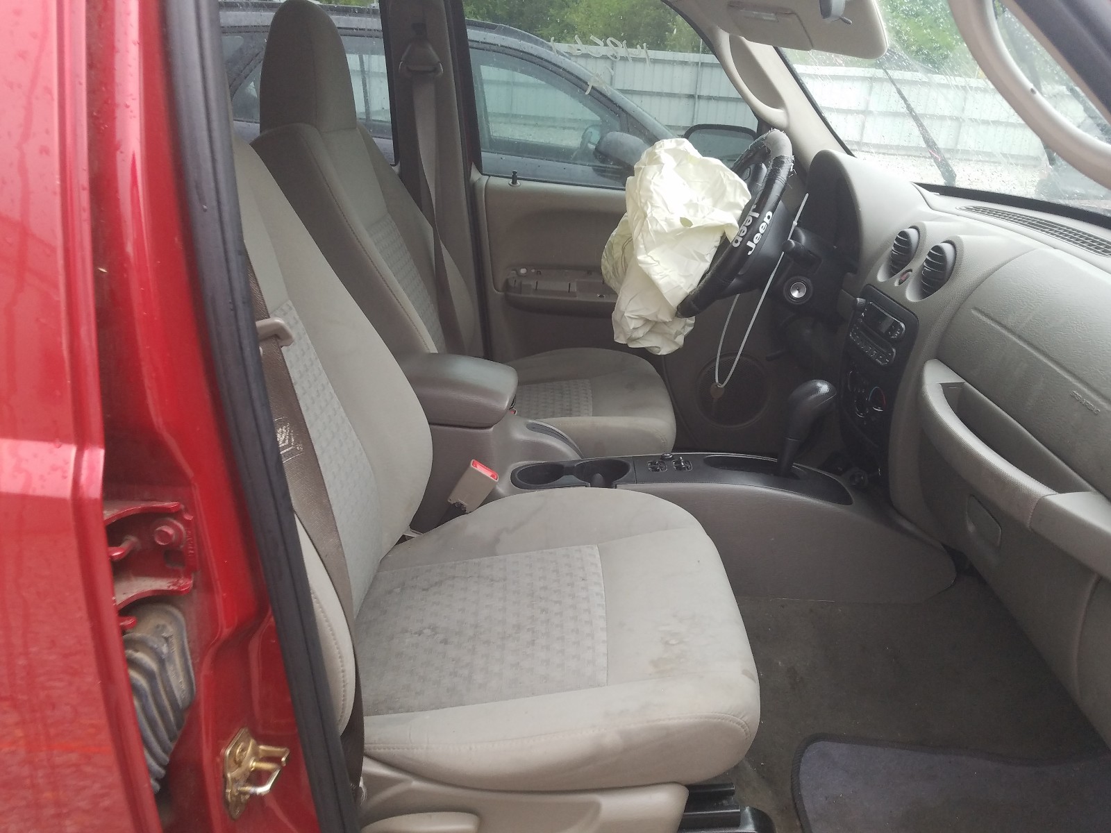 Photo 5 from auction – 2007 JEEP LIBERTY SP with VIN 1J4GK48K87W514539
