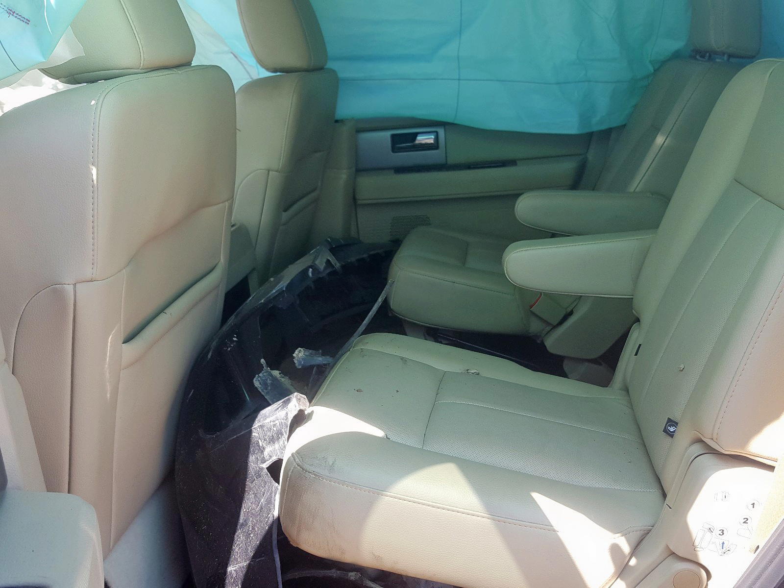 Photo 6 from auction – 2016 FORD EXPEDITION with VIN 1FMJU1KT2GEF08307