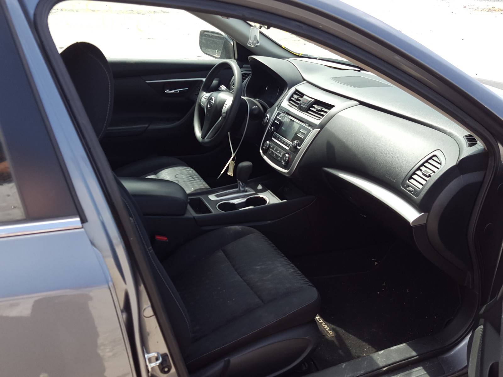 Photo 5 from auction – 2018 NISSAN ALTIMA 2.5 with VIN 1N4AL3AP3JC116159
