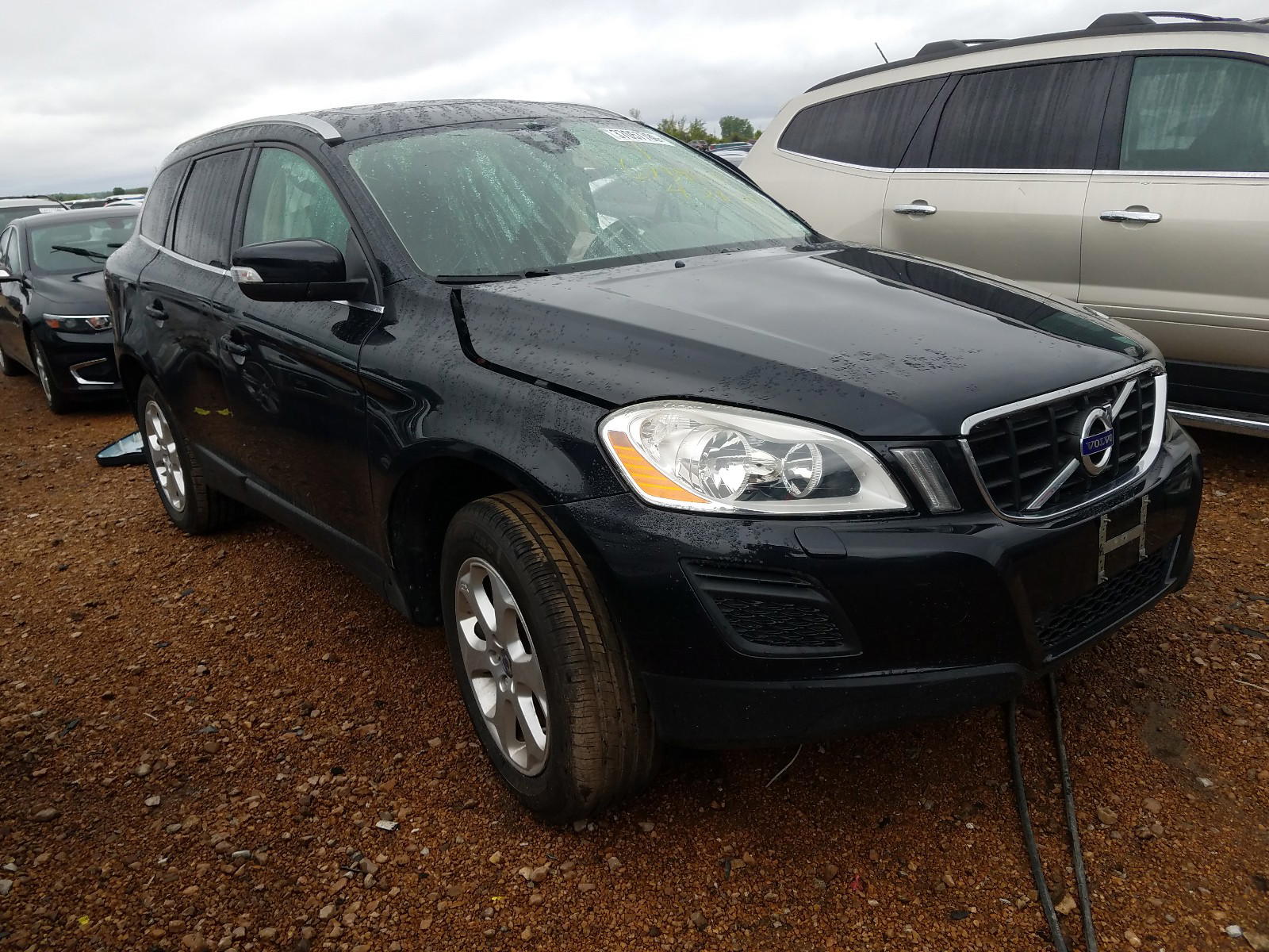 VOLVO XC60 3.2 2013 with VIN YV4952DL8D2398848 - Photo from auction