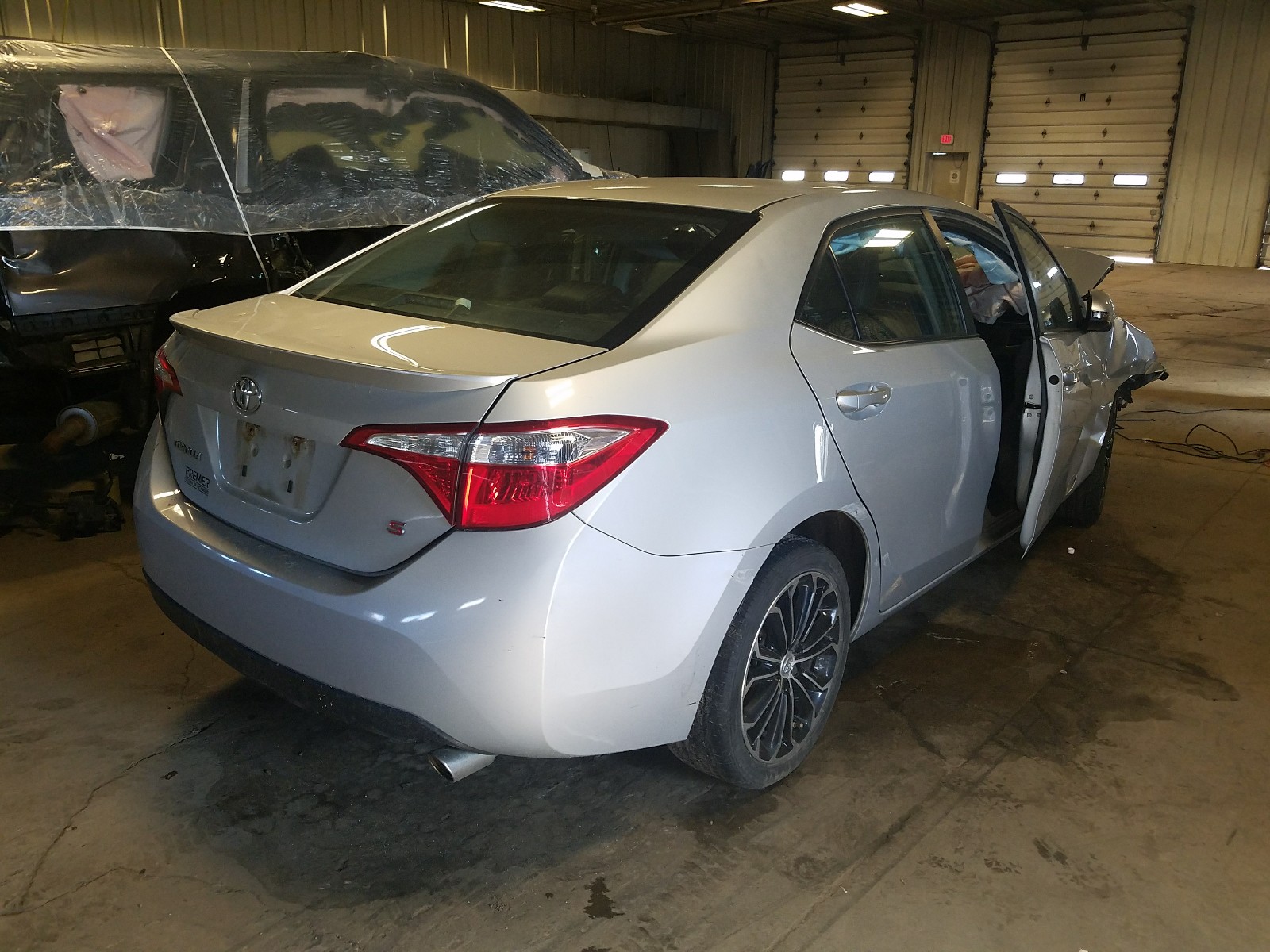 Photo 4 from auction – 2014 TOYOTA COROLLA L with VIN 2T1BURHE8EC139159